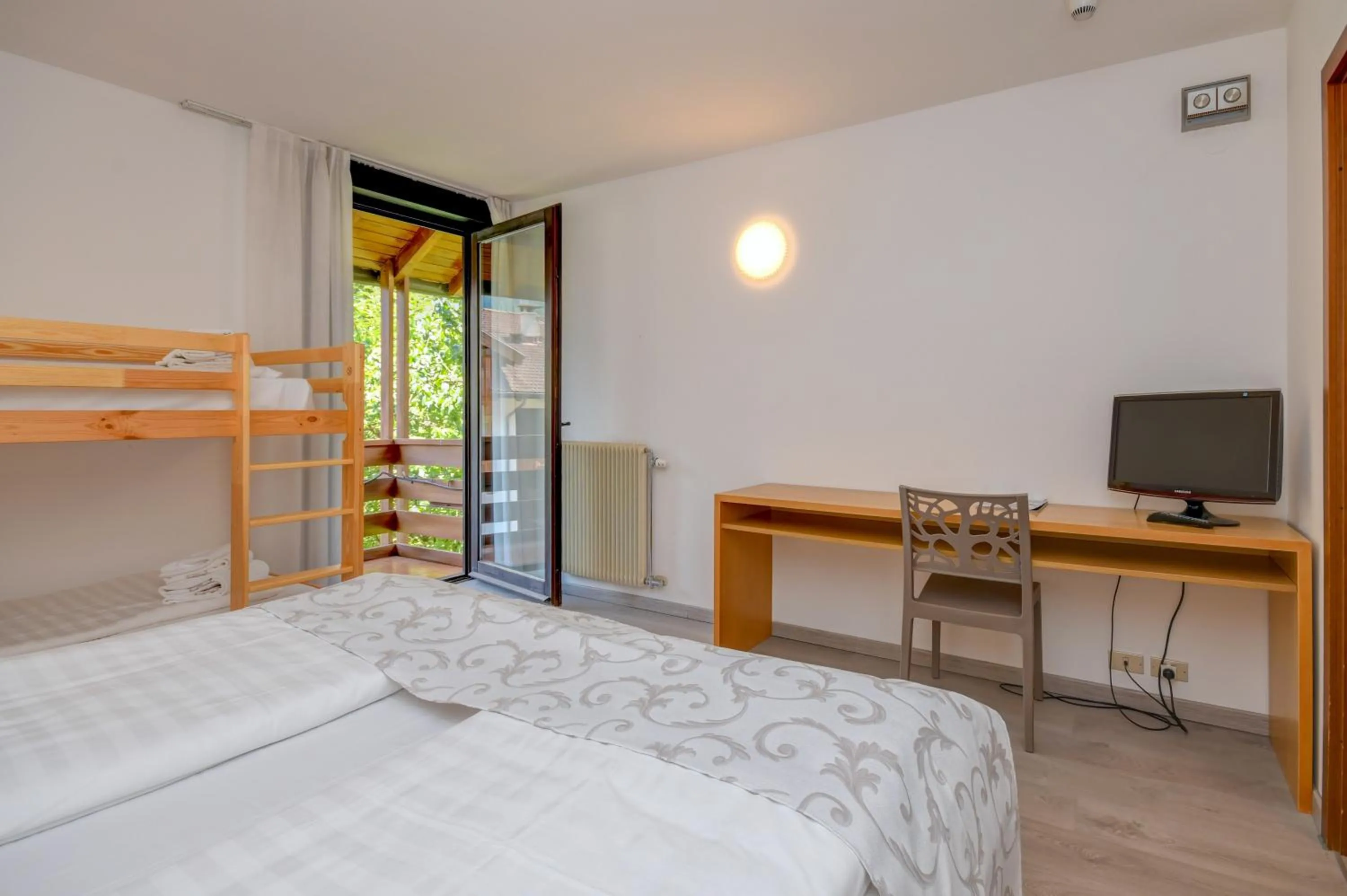 Bedroom, Bed in Bepy Hotel Garni