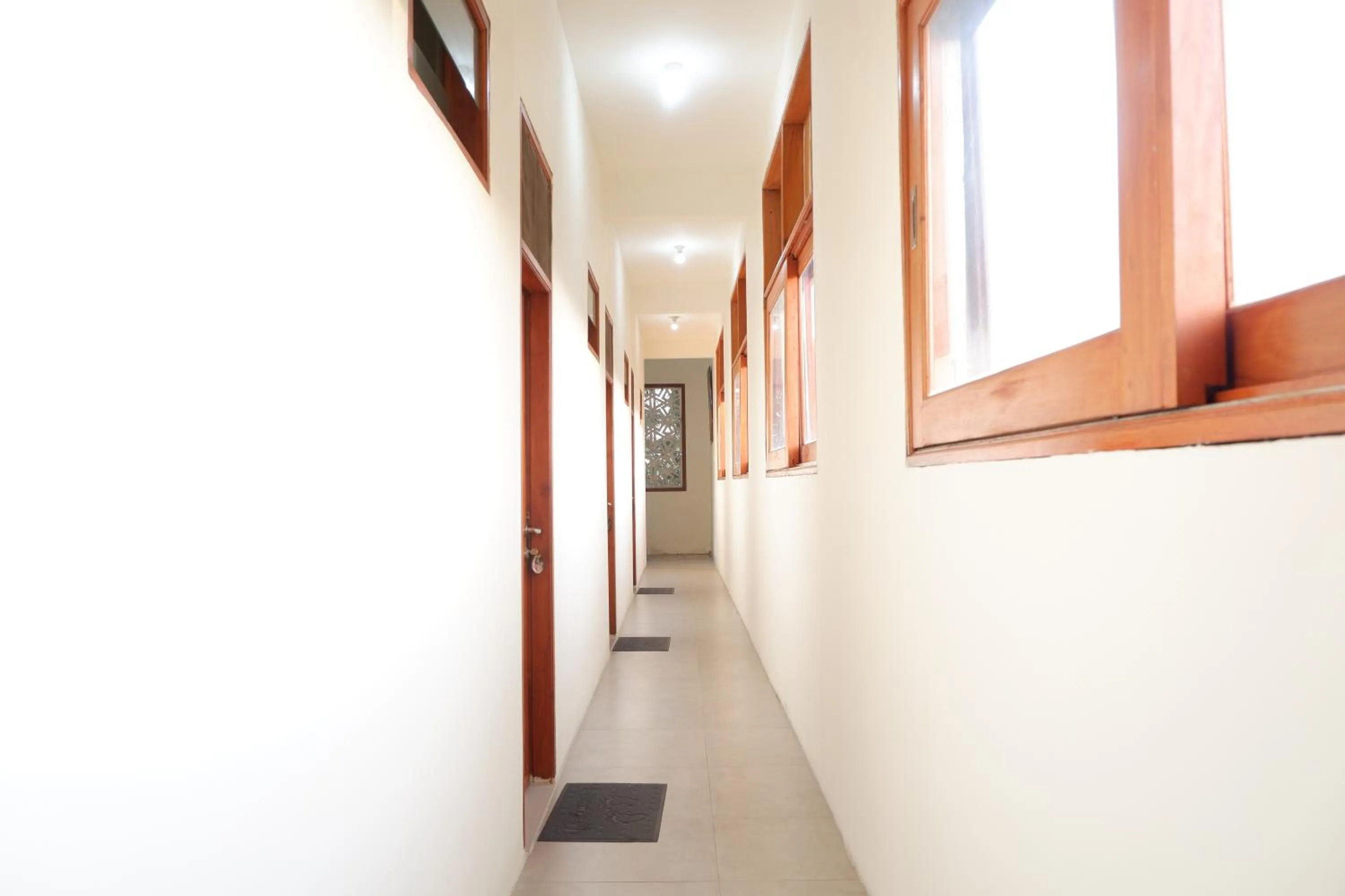 Area and facilities in Reddoorz at Bale Eja Syariah Senggigi