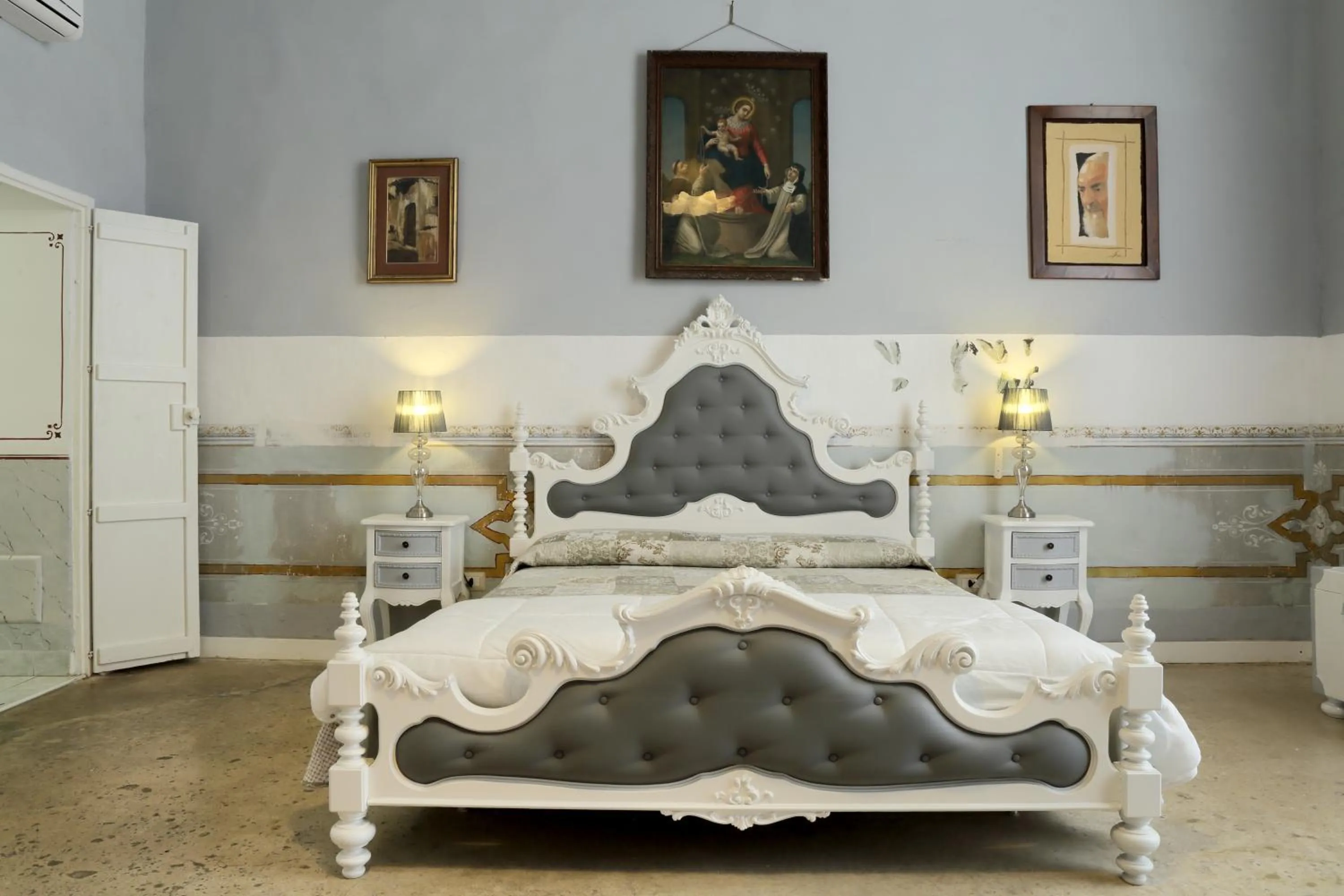 Bed in B&B Dimora Muzio and Restaurant