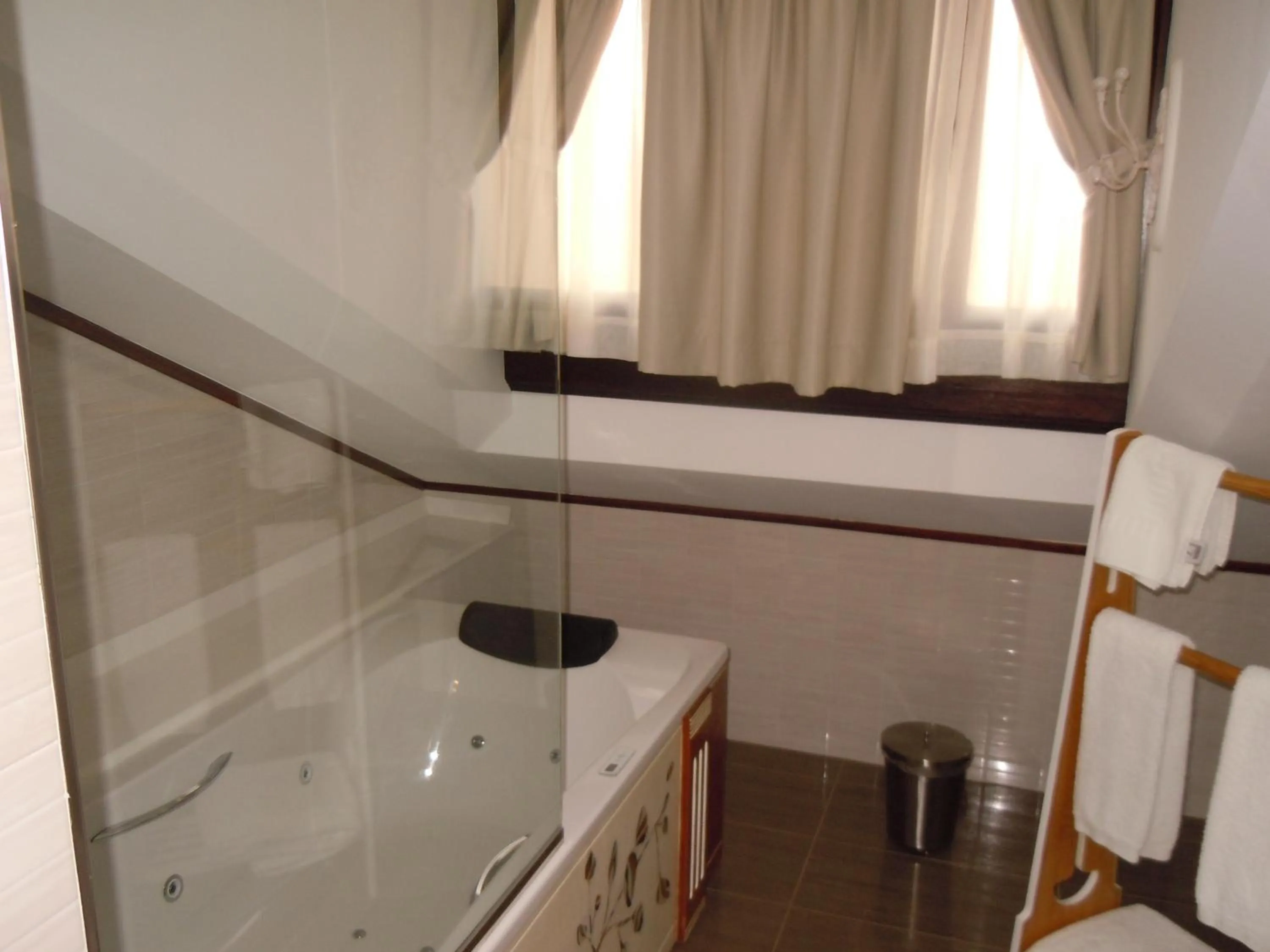 Bathroom in Posada La Torre de los Isla & Spa