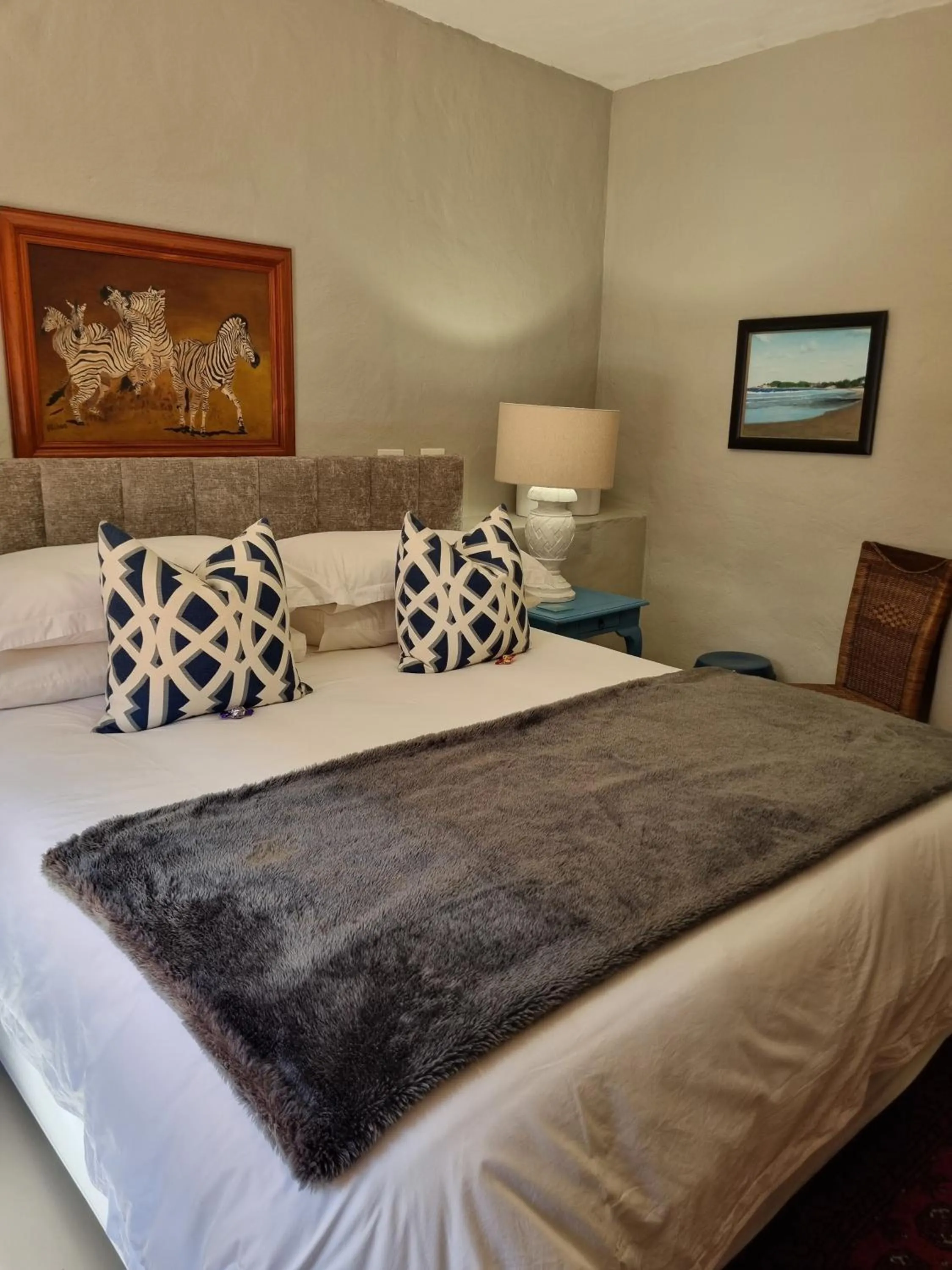 Bed in Barrydale Karoo - BOUTIQUE HOTEL