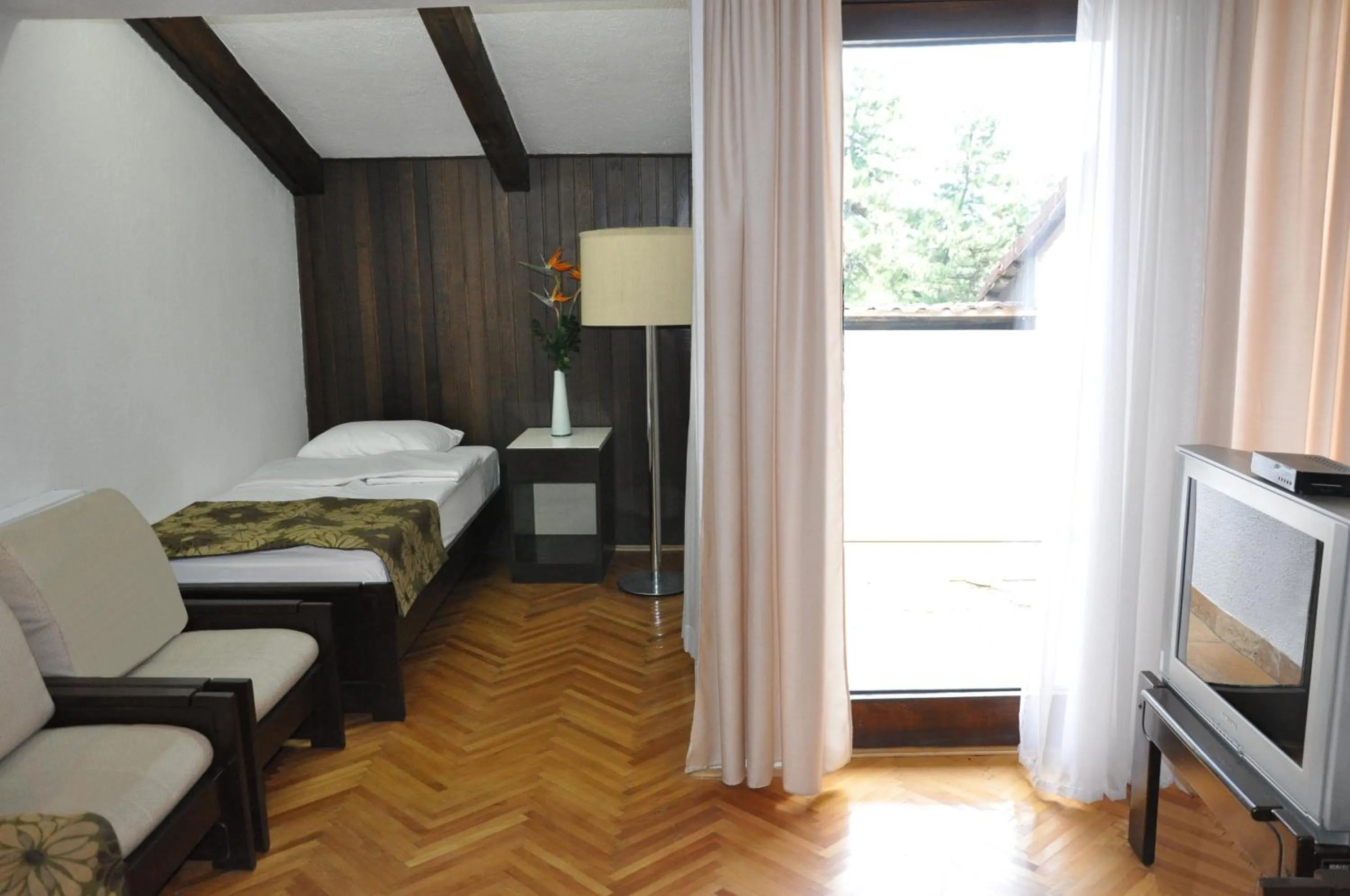 Bed in Hotel Simpo Pržar