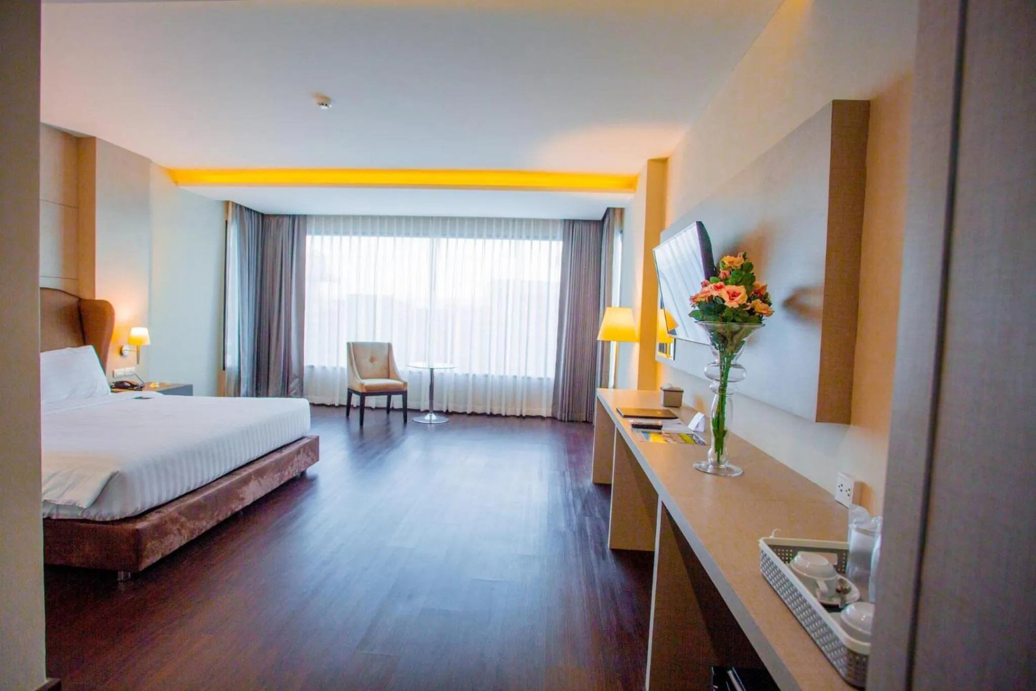 Bed in The Cheewin Hotel And Convention