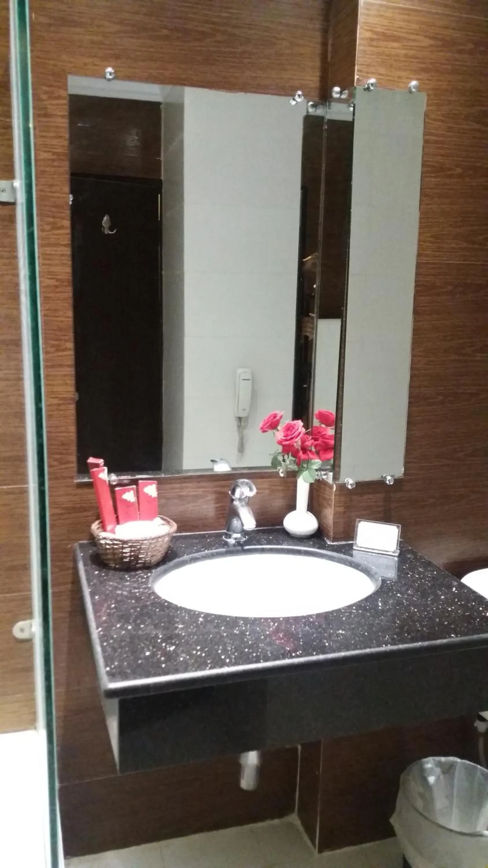 Bathroom in Smart Hotel