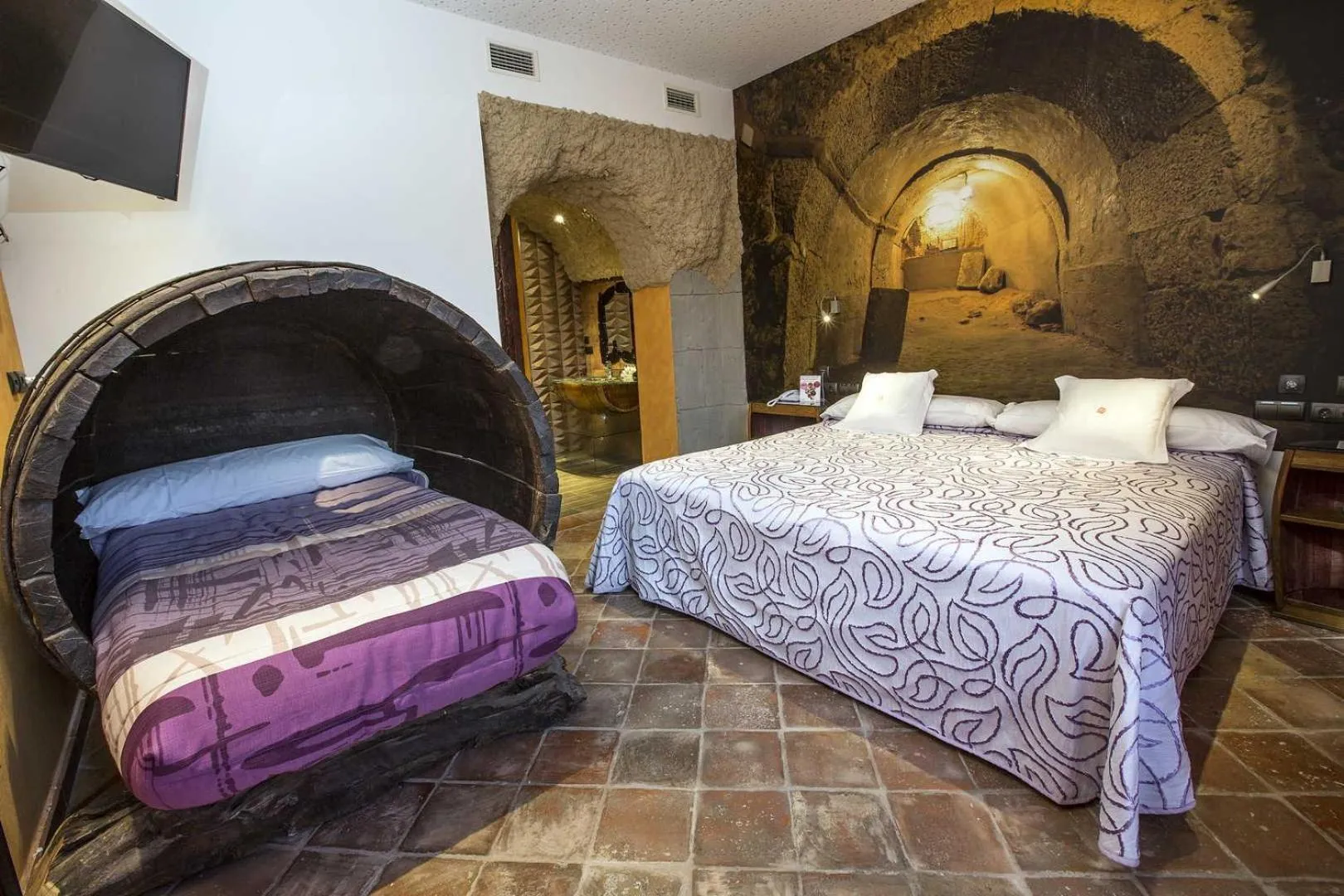 Photo of the whole room, Bed in Hotel SPA El Lagar de Isilla