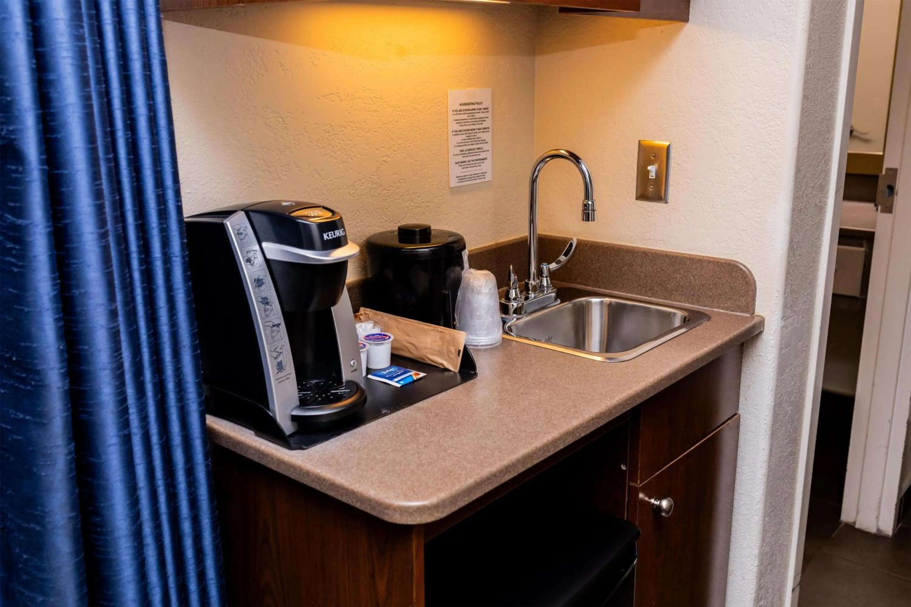 Bedroom in Deer Lake Horizon Hotel, BW Signature Collection