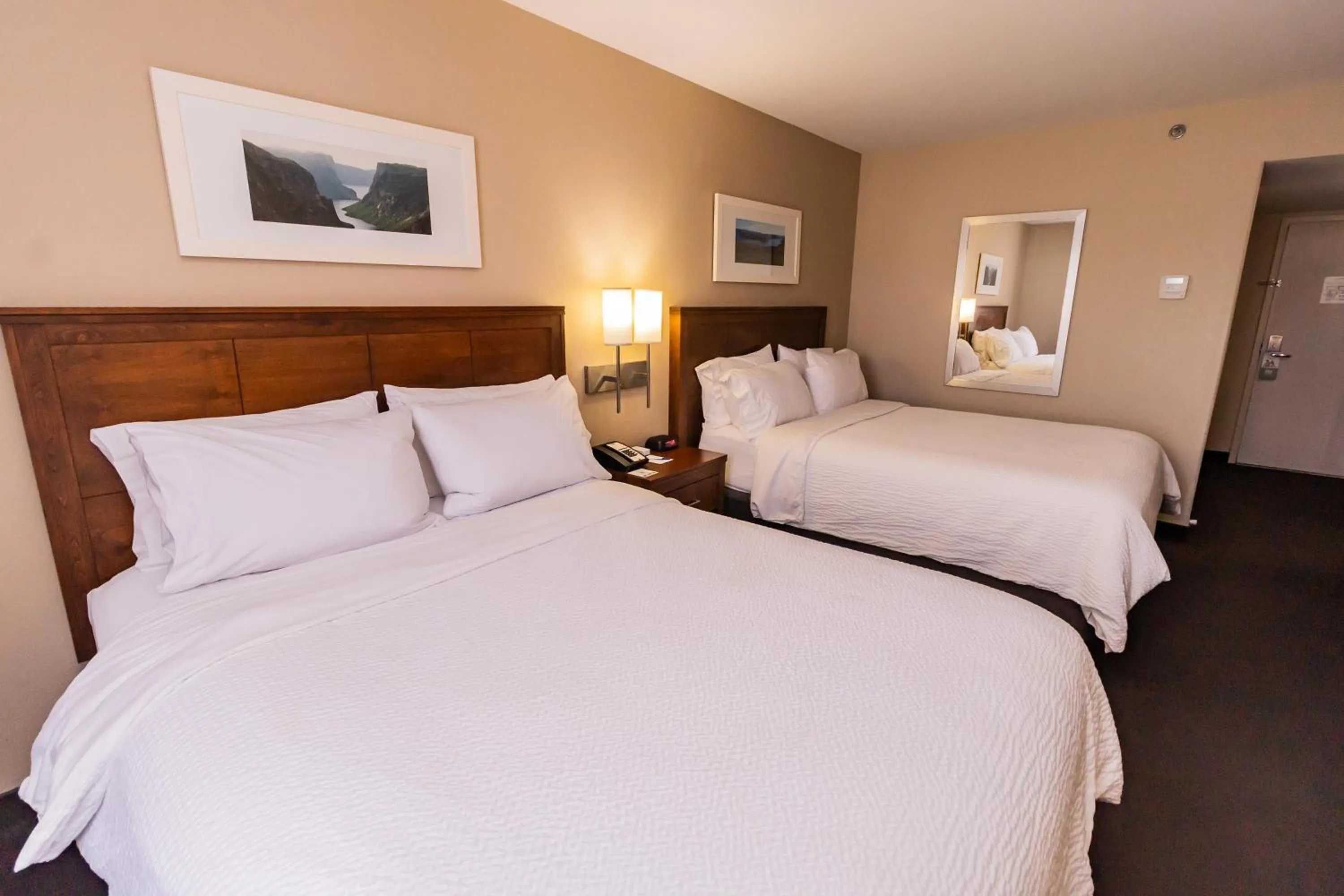 Bedroom, Bed in Deer Lake Horizon Hotel, BW Signature Collection
