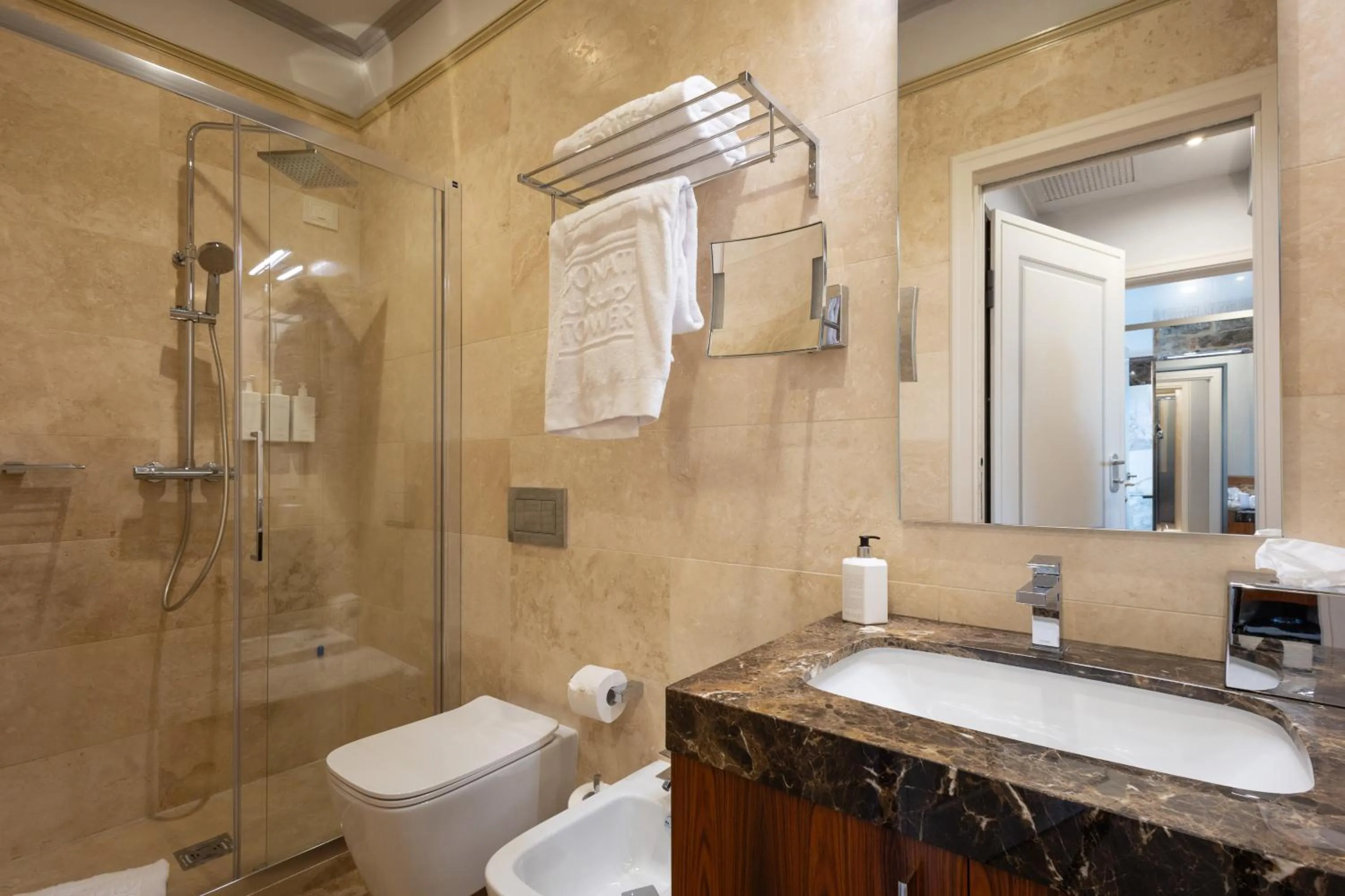 Bathroom in Donati Luxury Tower Suites