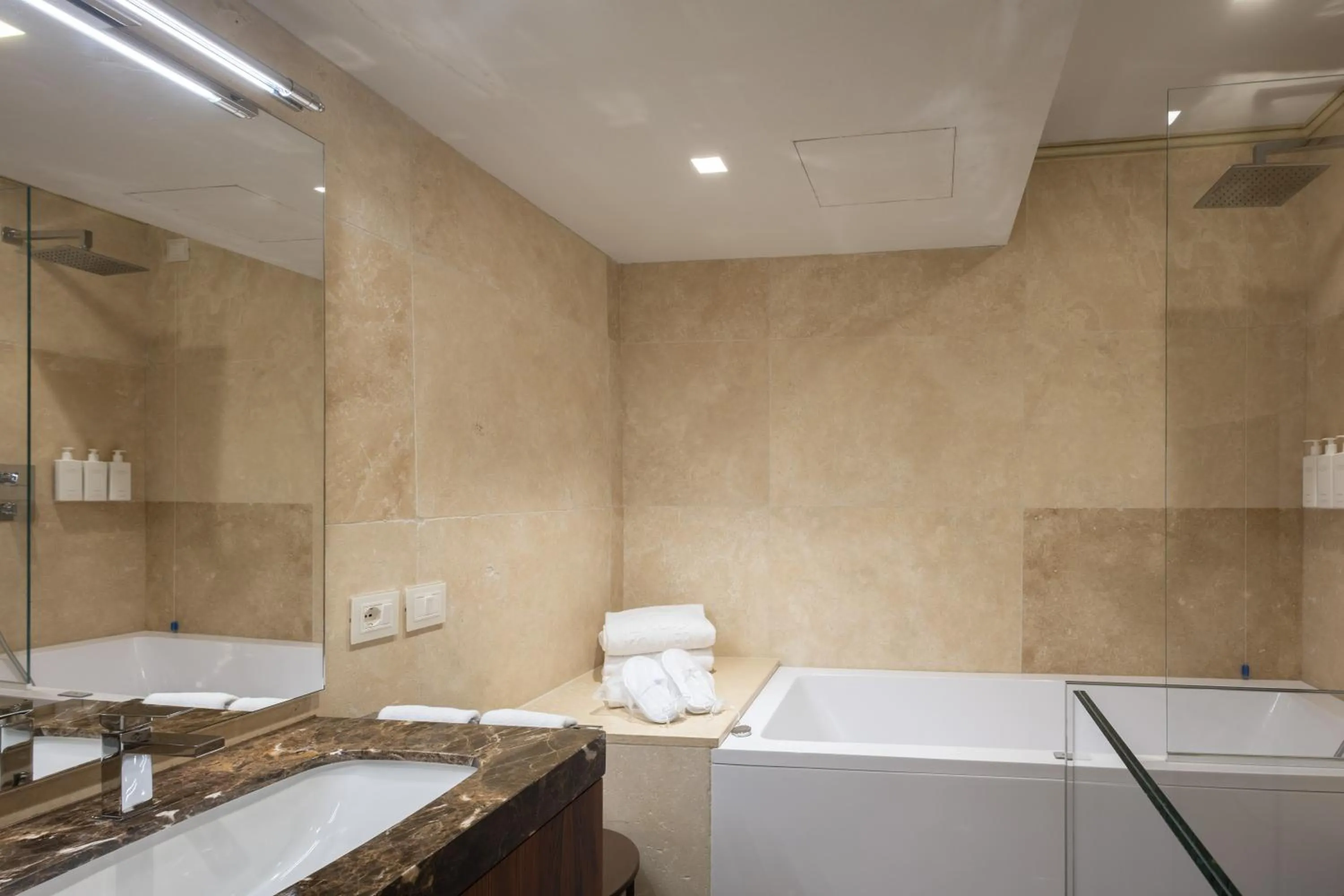 Bathroom in Donati Luxury Tower Suites