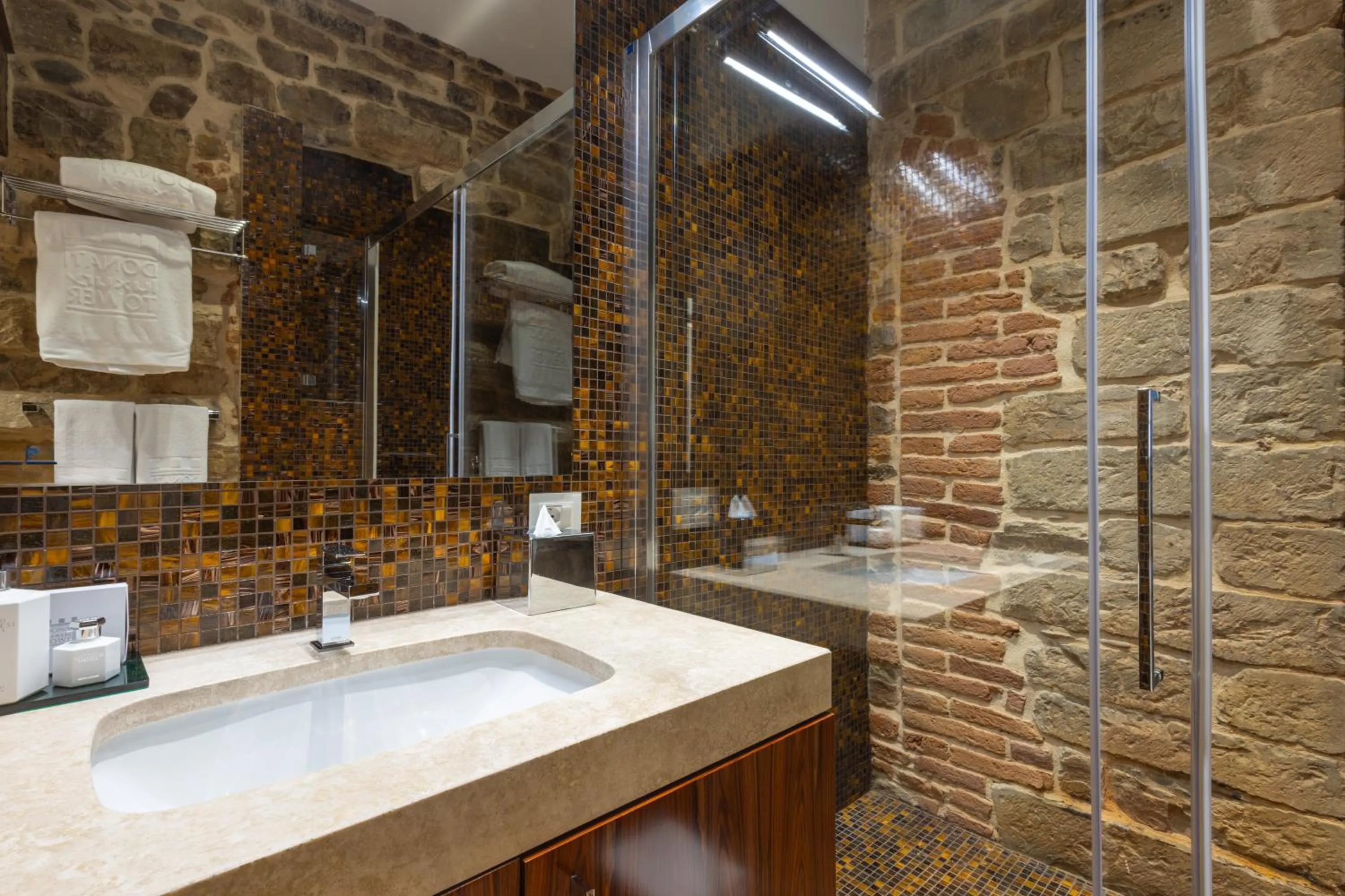 Bathroom in Donati Luxury Tower Suites