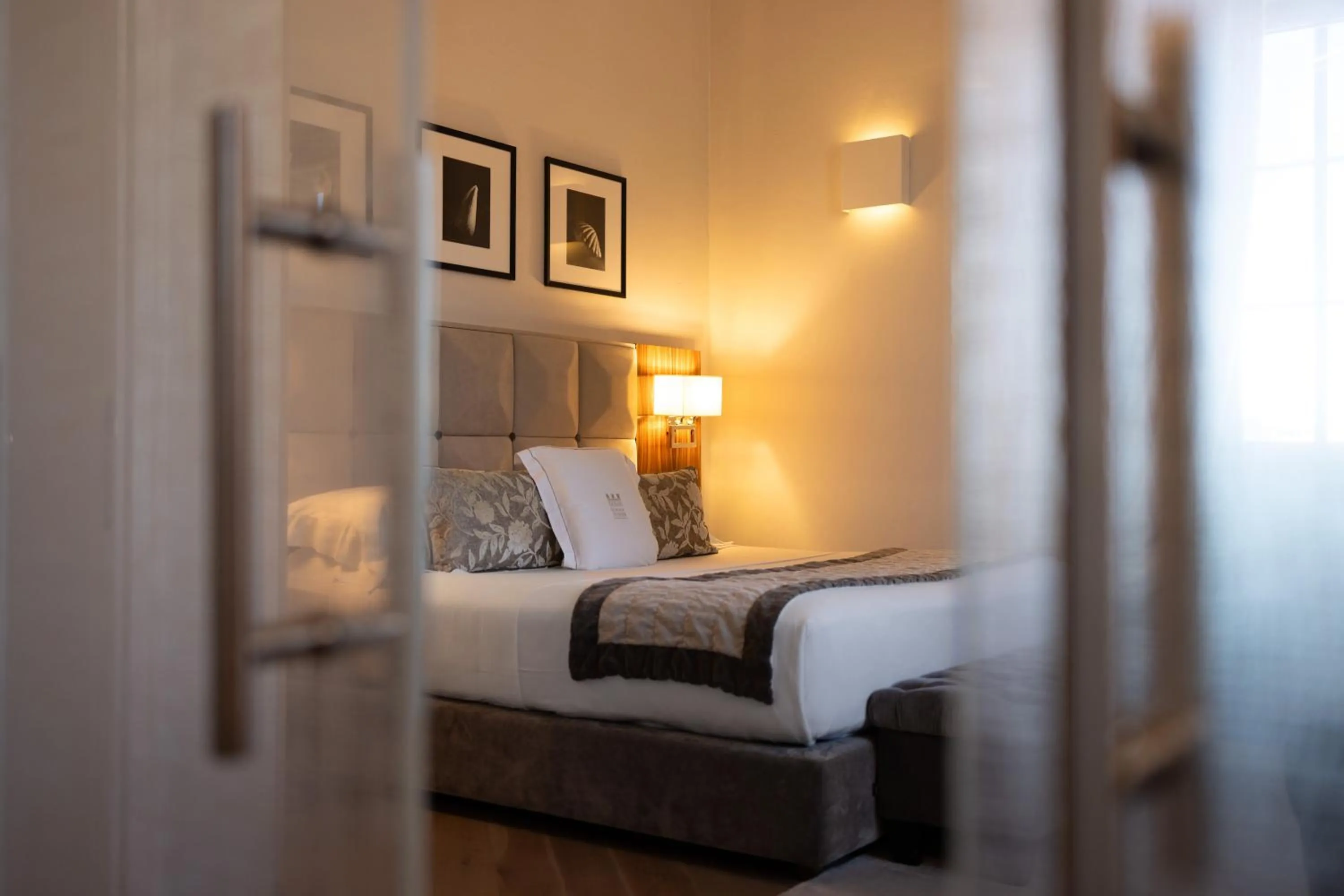 Bedroom, Bed in Donati Luxury Tower Suites