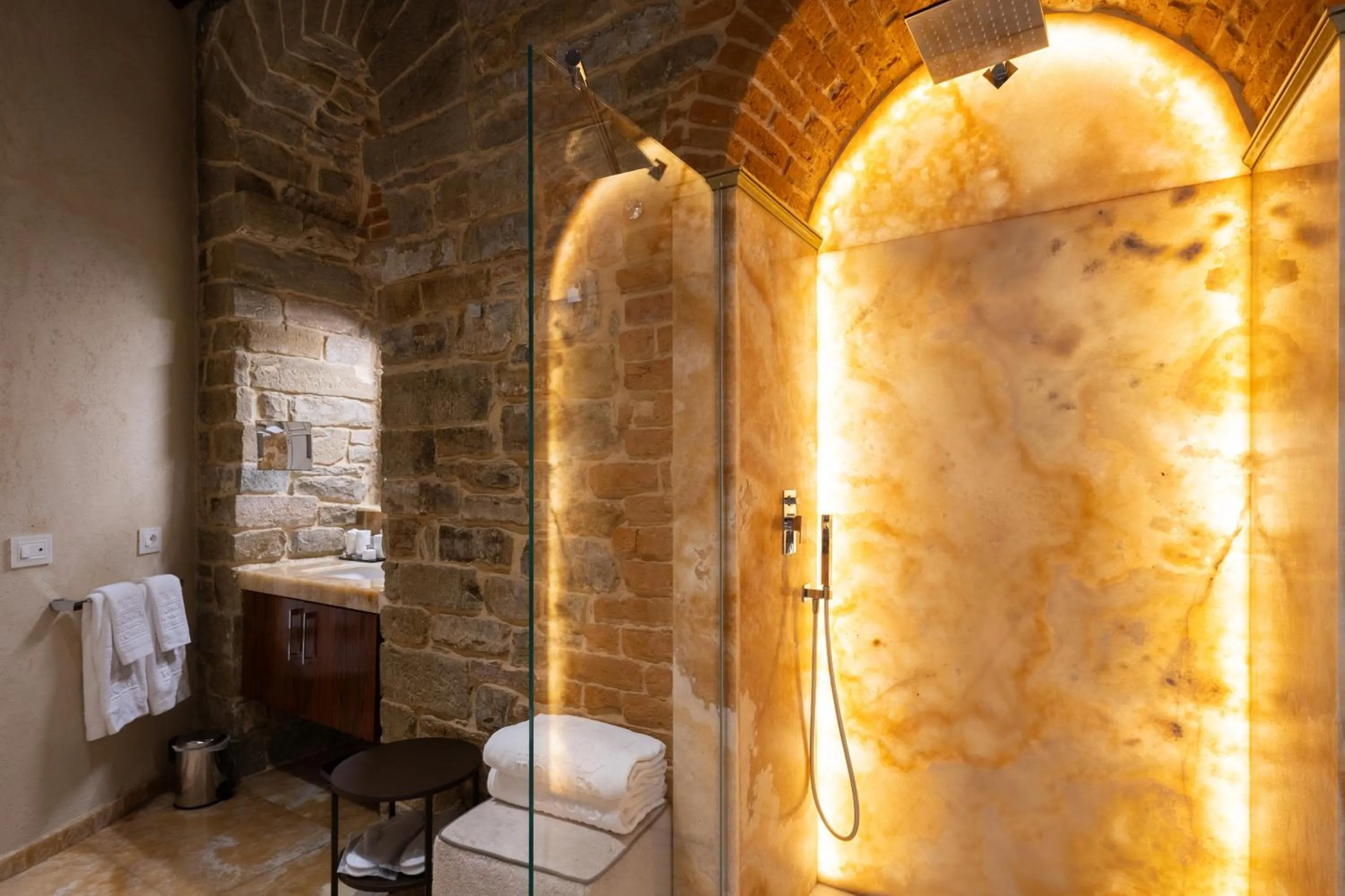 Bathroom in Donati Luxury Tower Suites