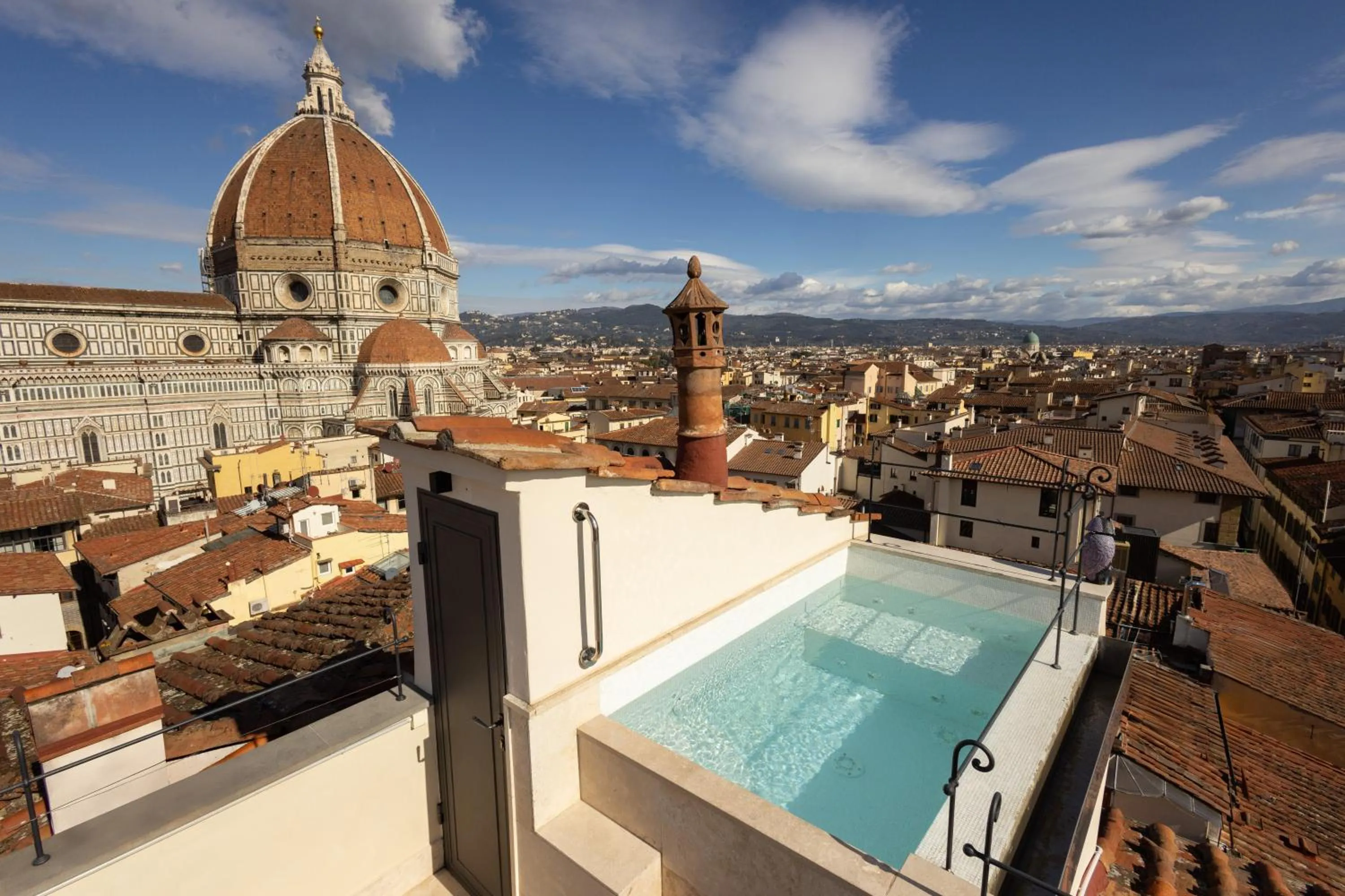 Balcony/Terrace in Donati Luxury Tower Suites