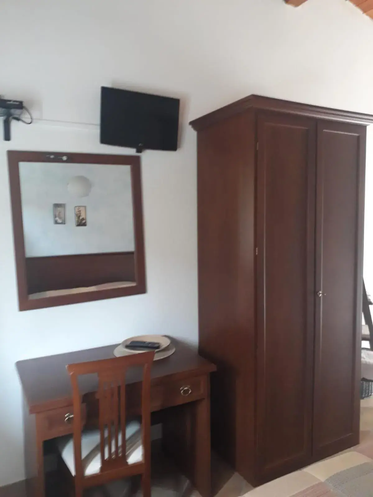 Standard Double Room (2 Adults) in Taverna del Dolmen Standard Double Room (2 Adults) in Taverna del Dolmen