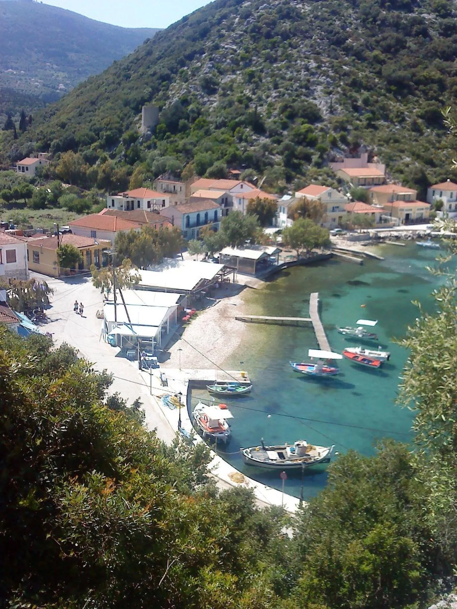 Restaurant/places to eat in Hotel Nostos