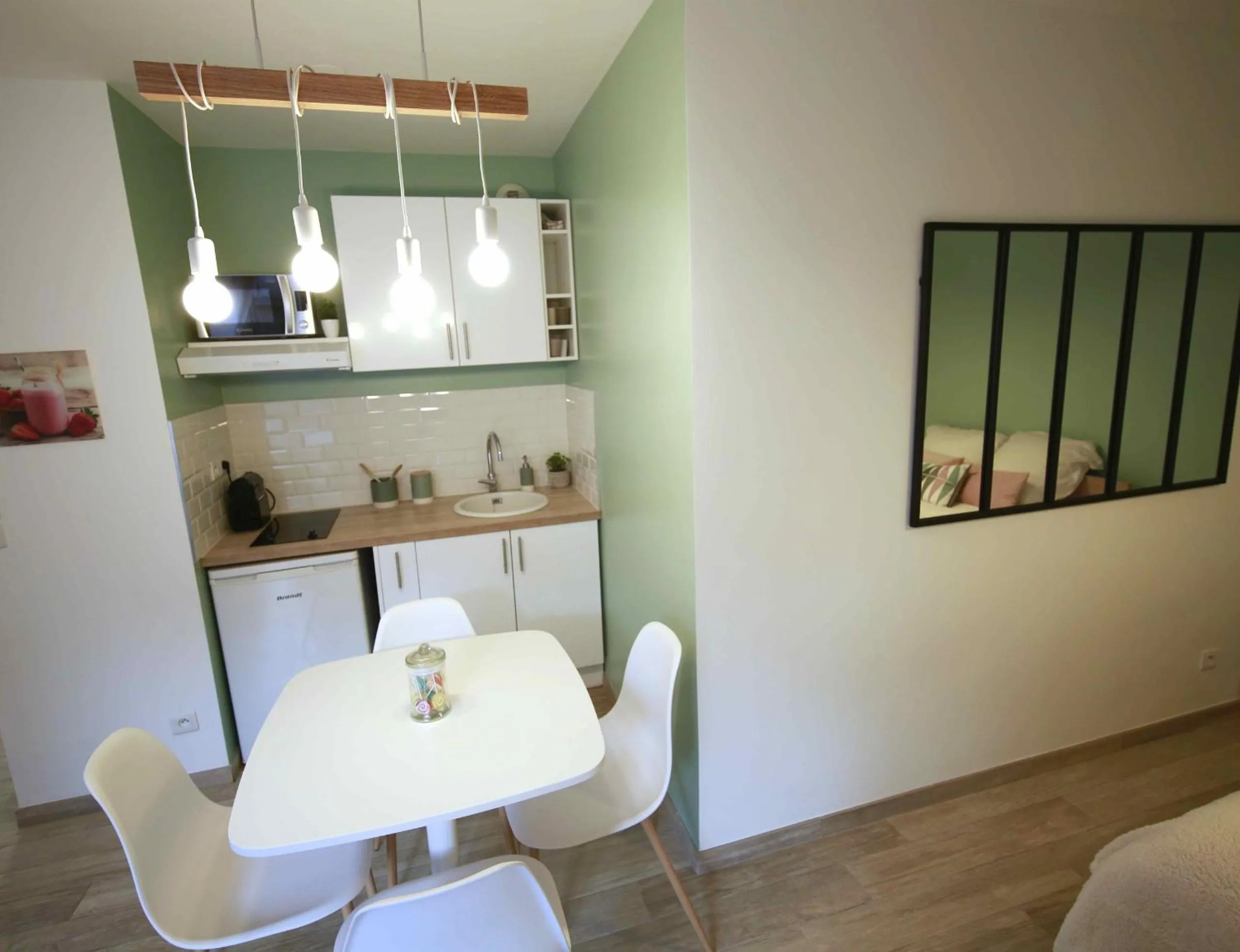 Dining area in Studio Disneyland Paris