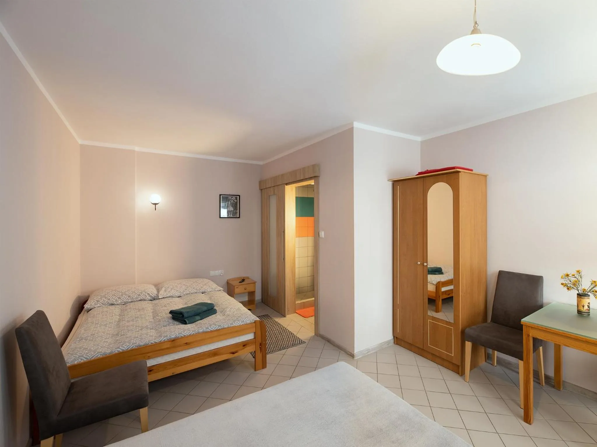 Shower, Bed in Gościniec u Sary