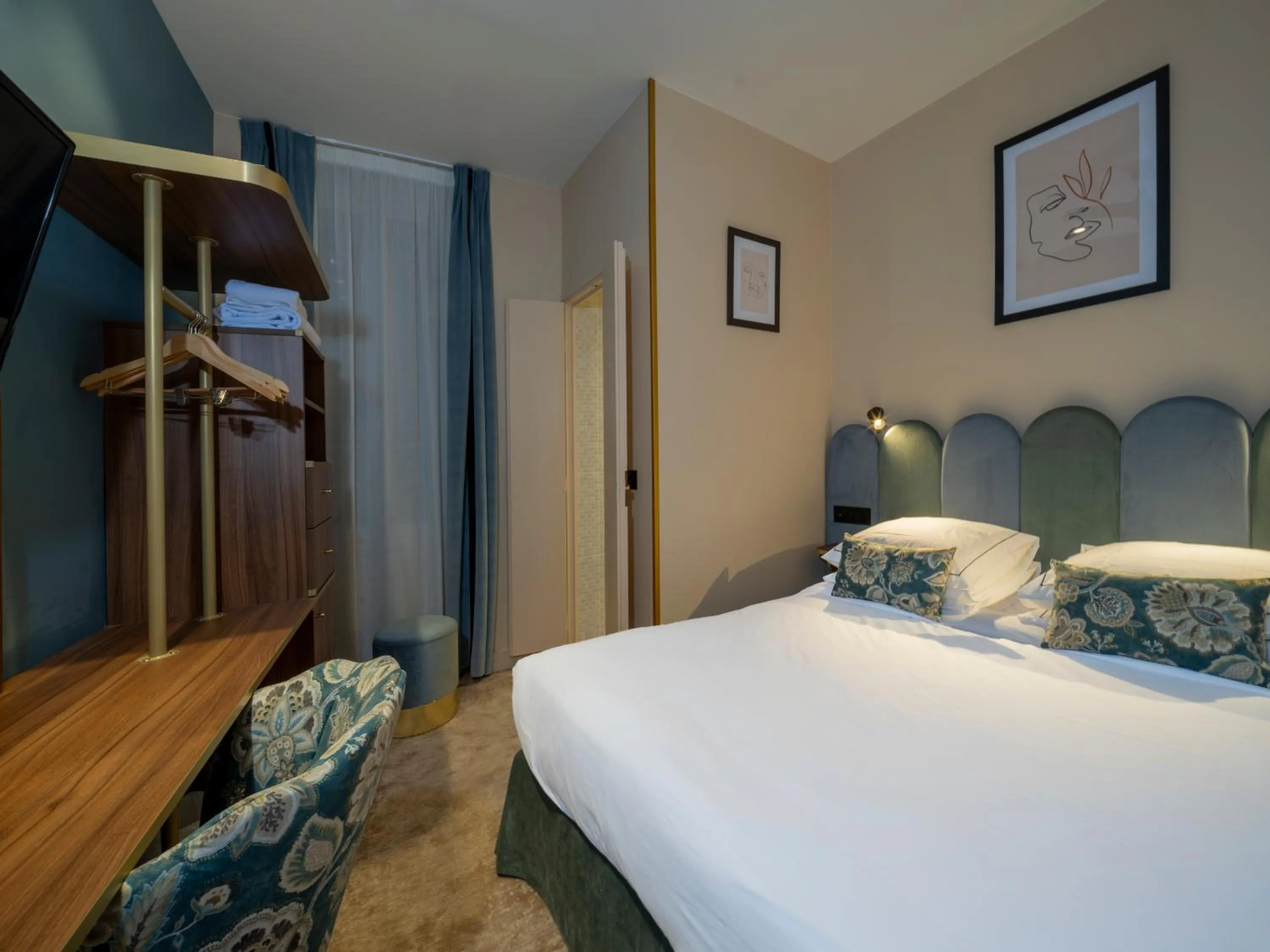 Bedroom, Bed in Hotel Boronali