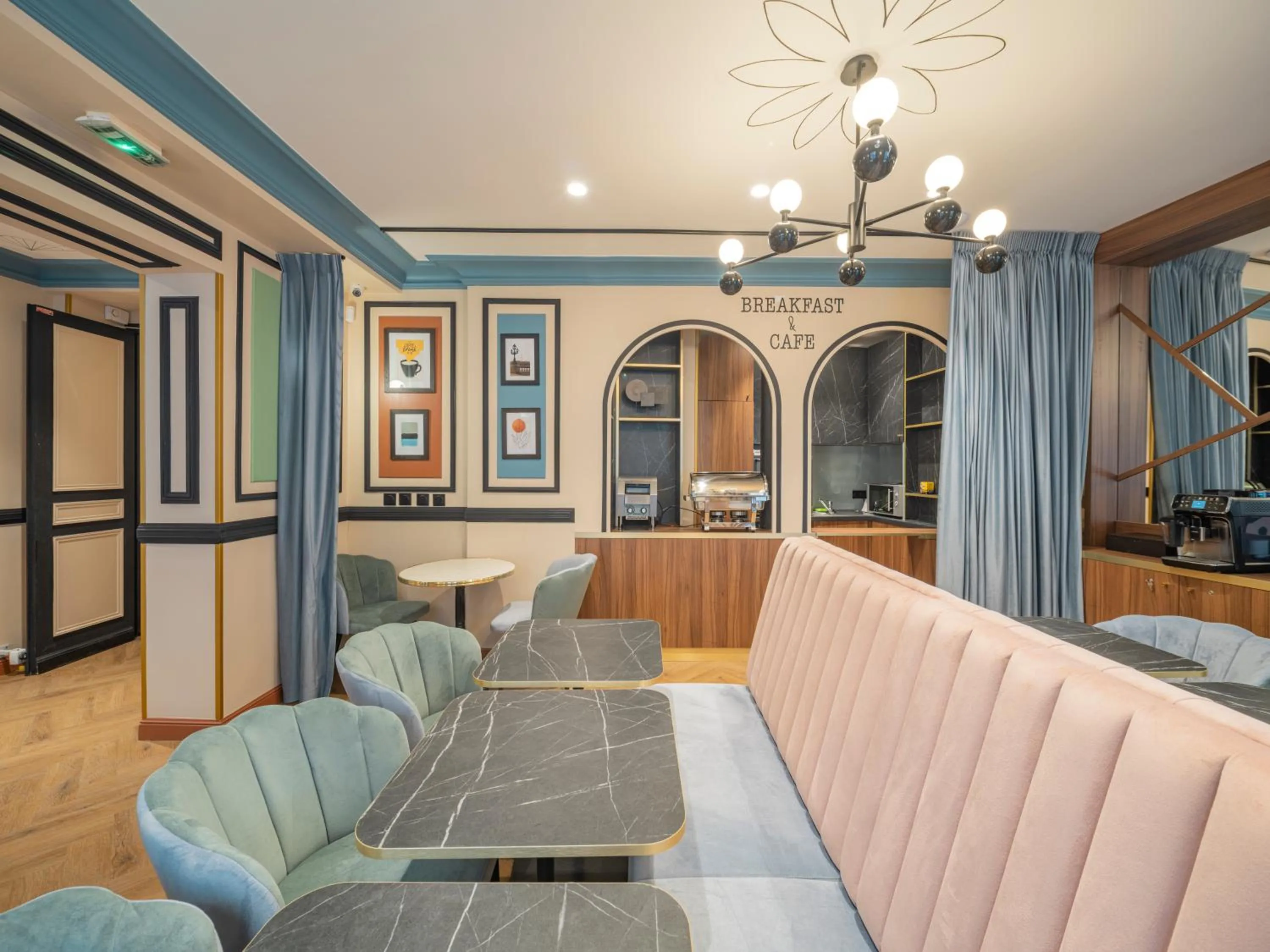 Seating area in Hotel Boronali