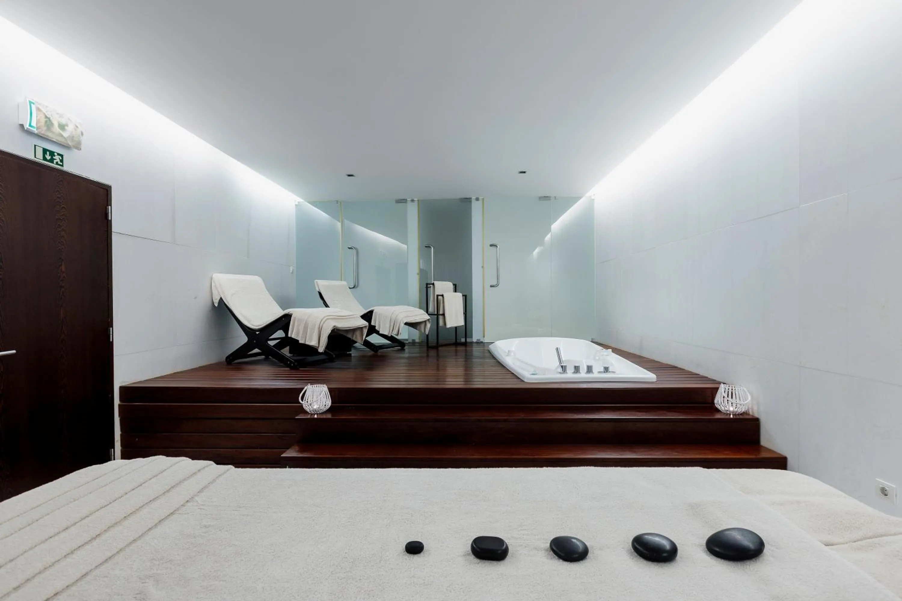 Spa and wellness centre/facilities, Bed in Troia Design Hotel
