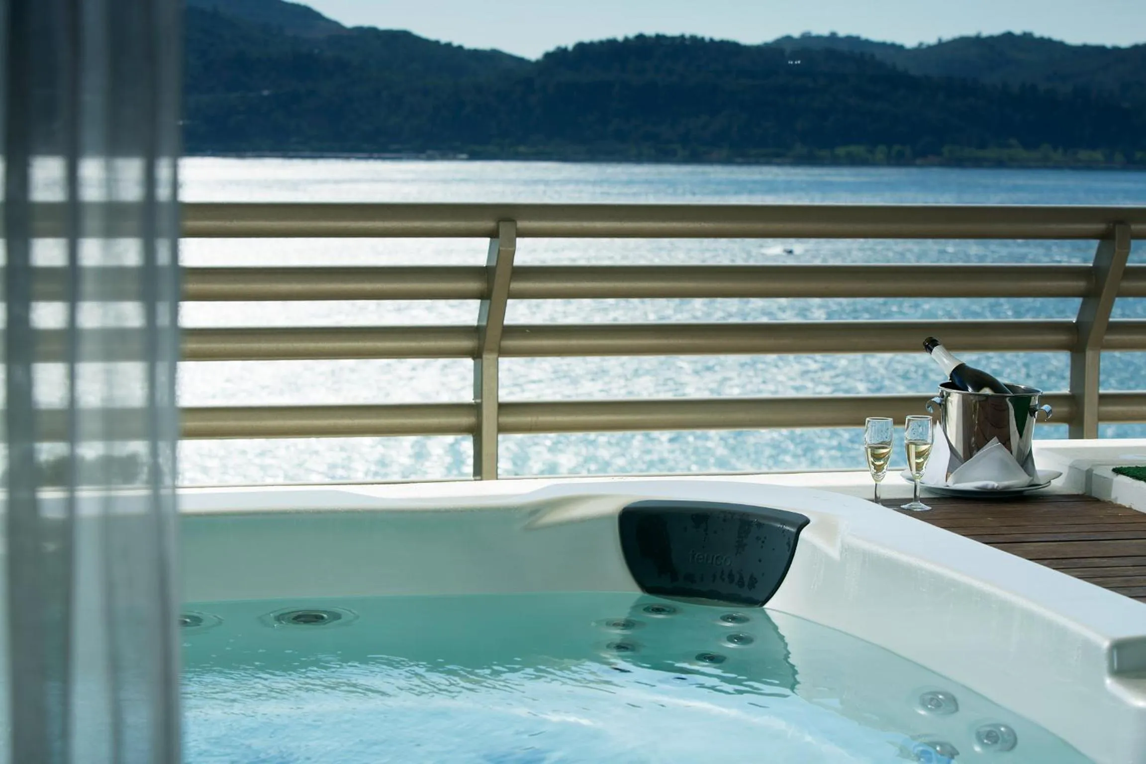 Hot Tub in Troia Design Hotel