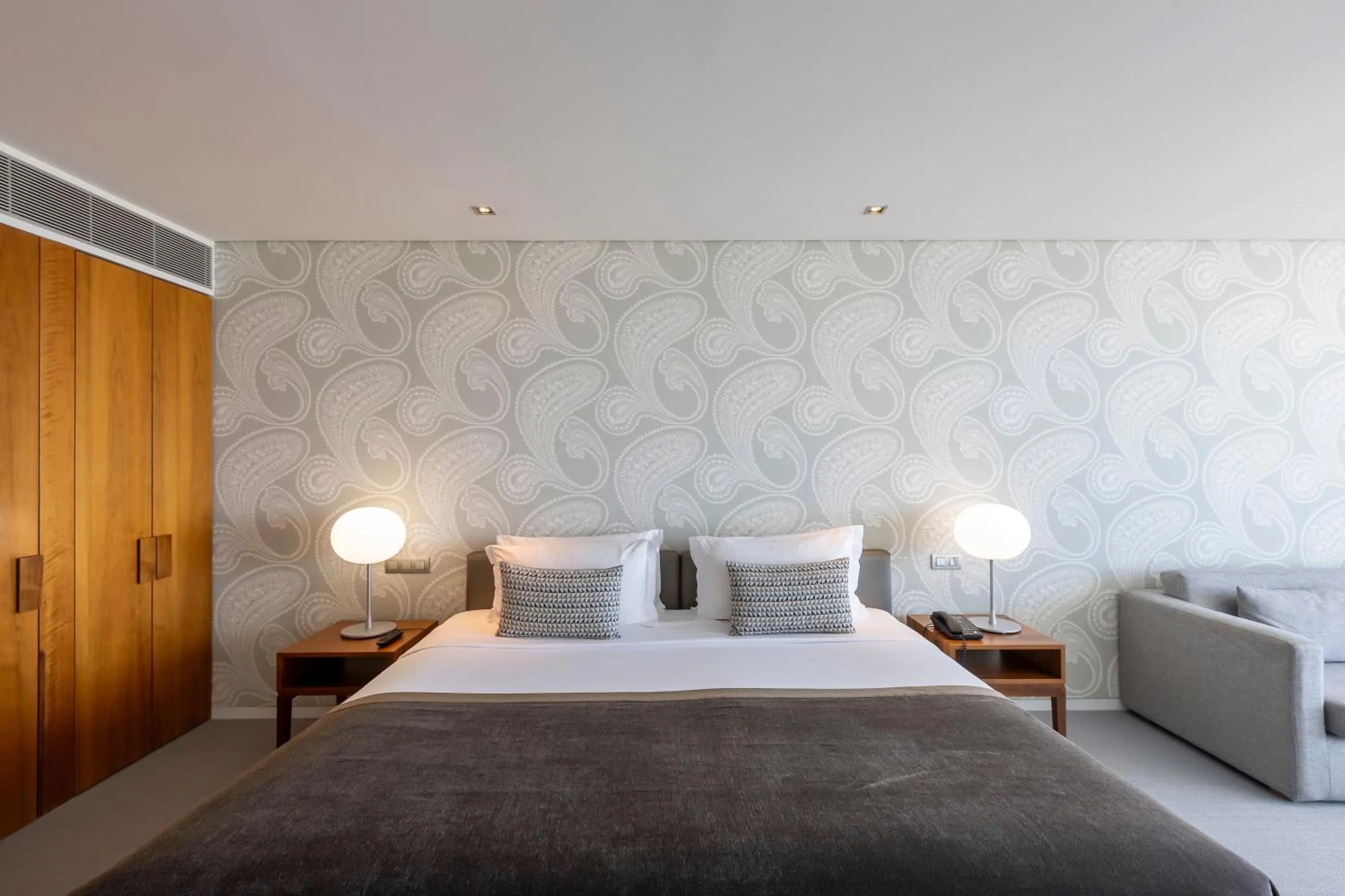 Bed in Troia Design Hotel