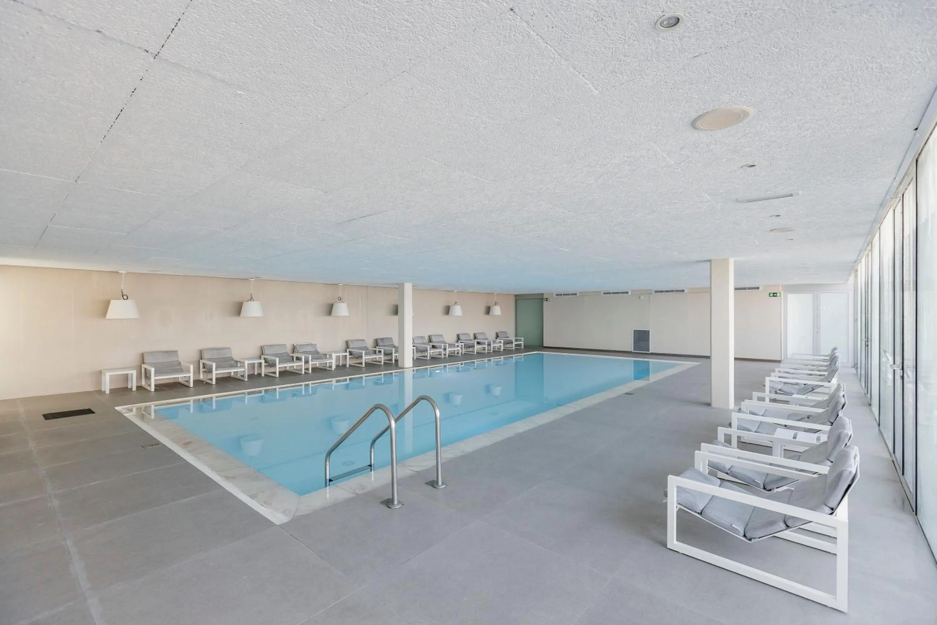 Swimming pool in Troia Design Hotel