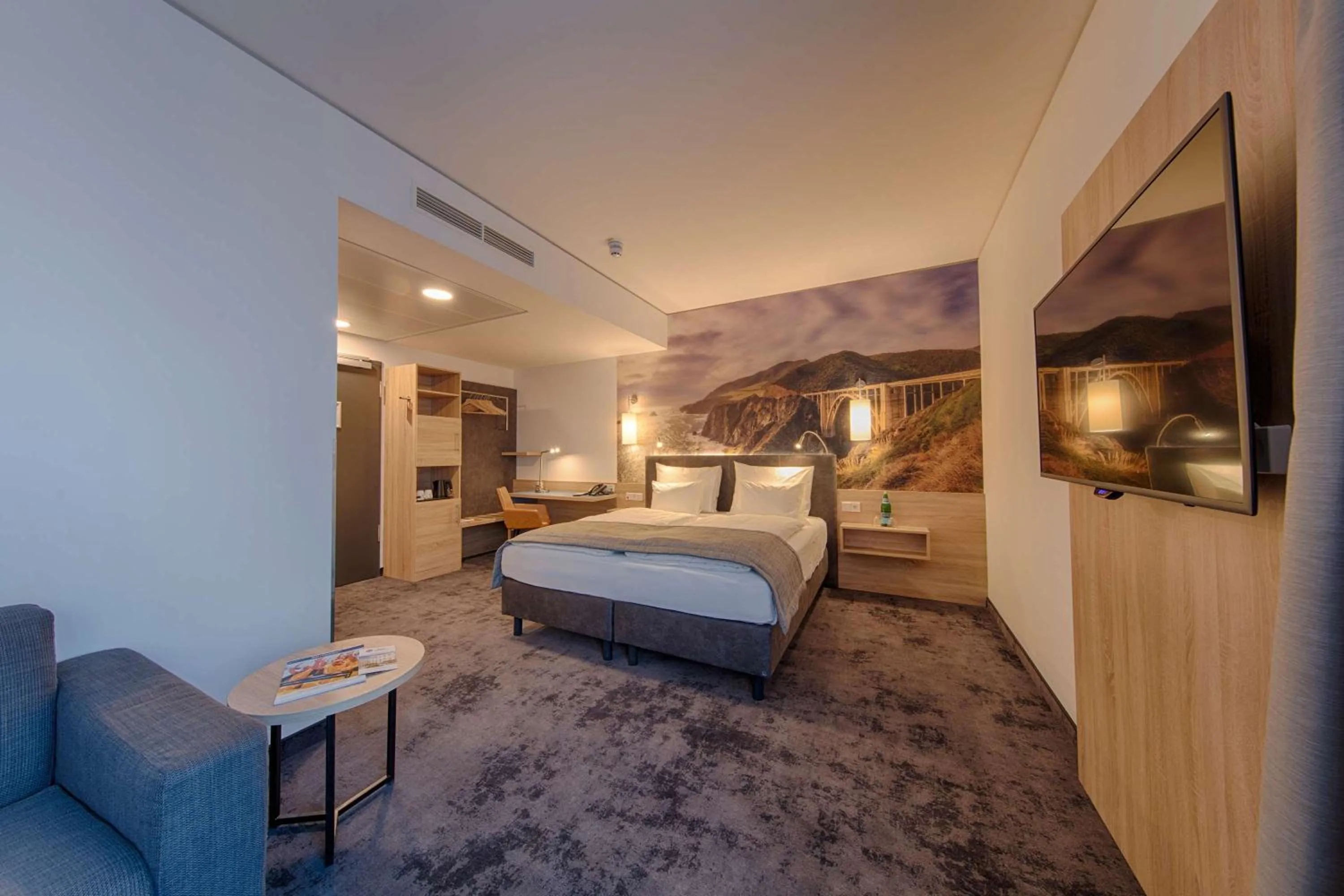 Bedroom, Bed in Best Western Hotel Wiesbaden