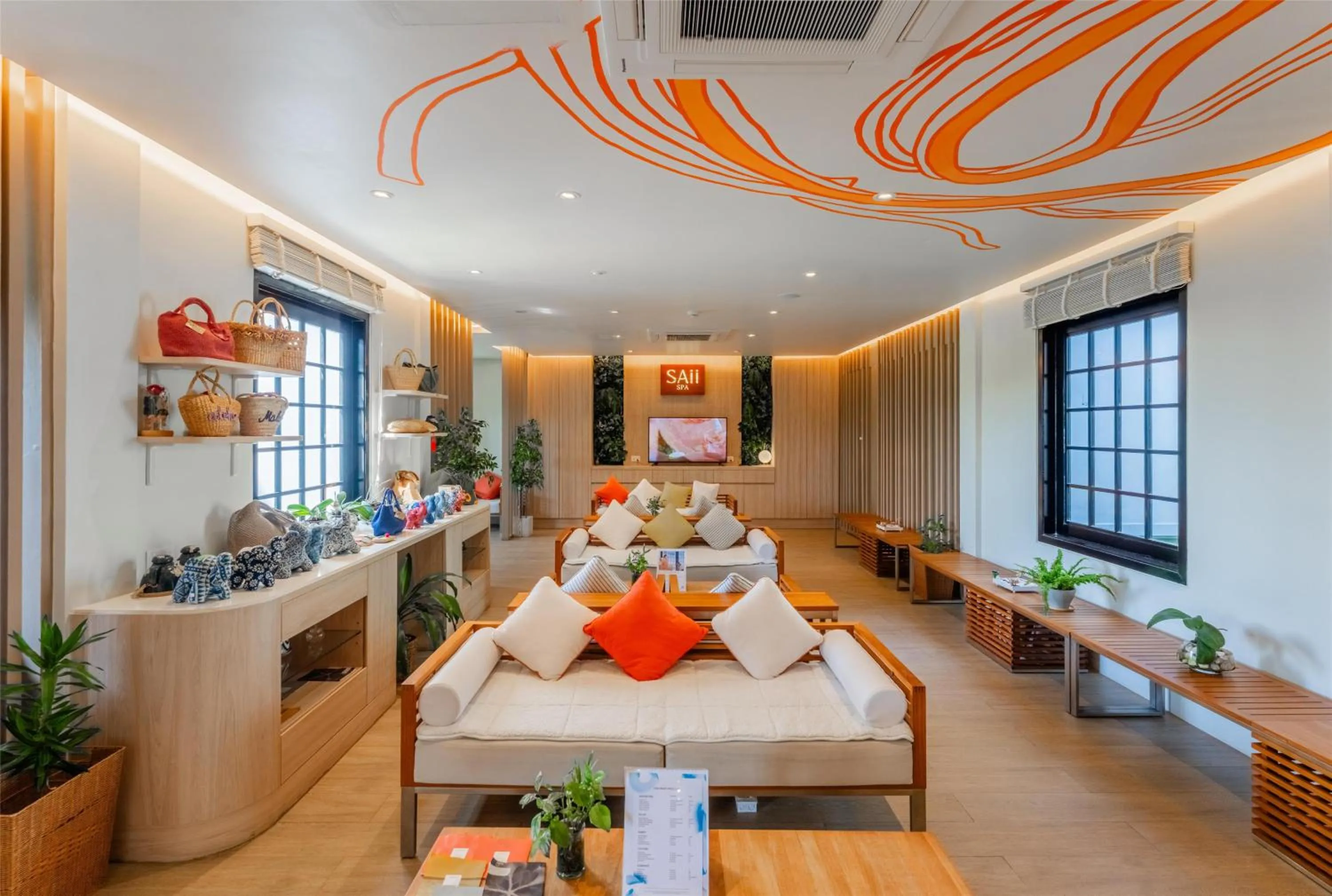 Lobby or reception in SAii Lagoon Maldives, Curio Collection By Hilton