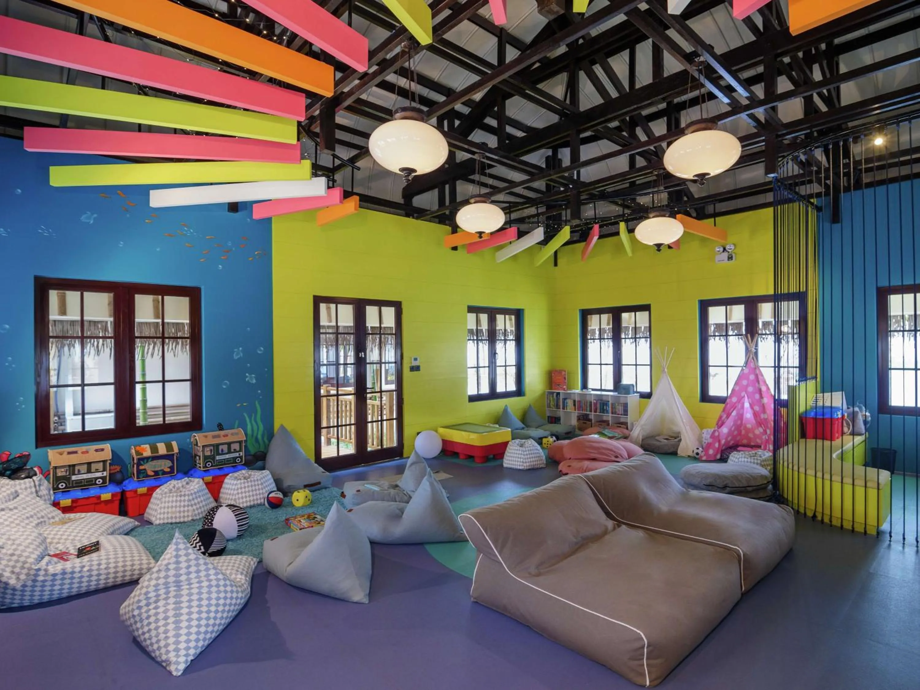 Sports in SAii Lagoon Maldives, Curio Collection By Hilton