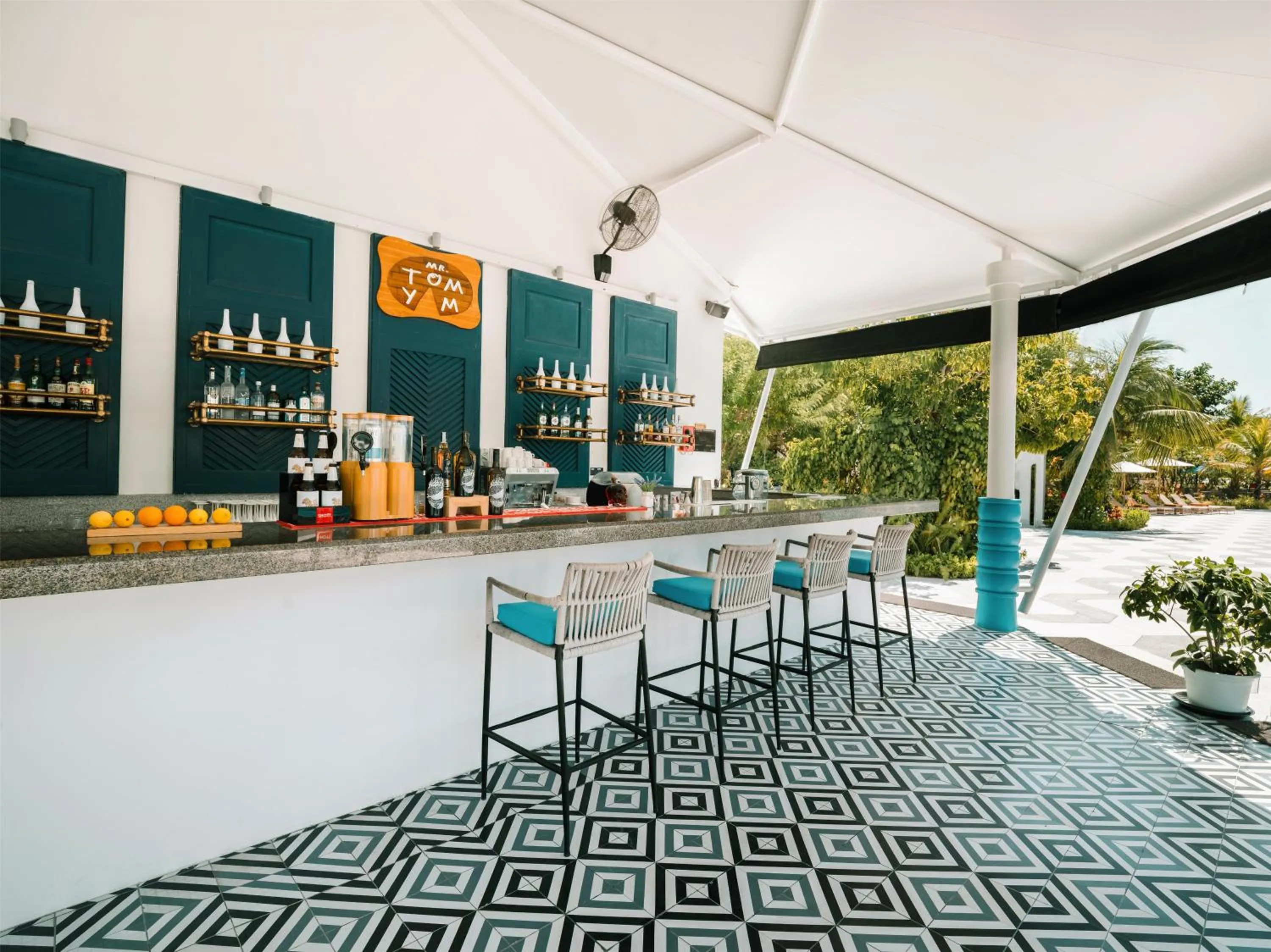 Restaurant/places to eat in SAii Lagoon Maldives, Curio Collection By Hilton