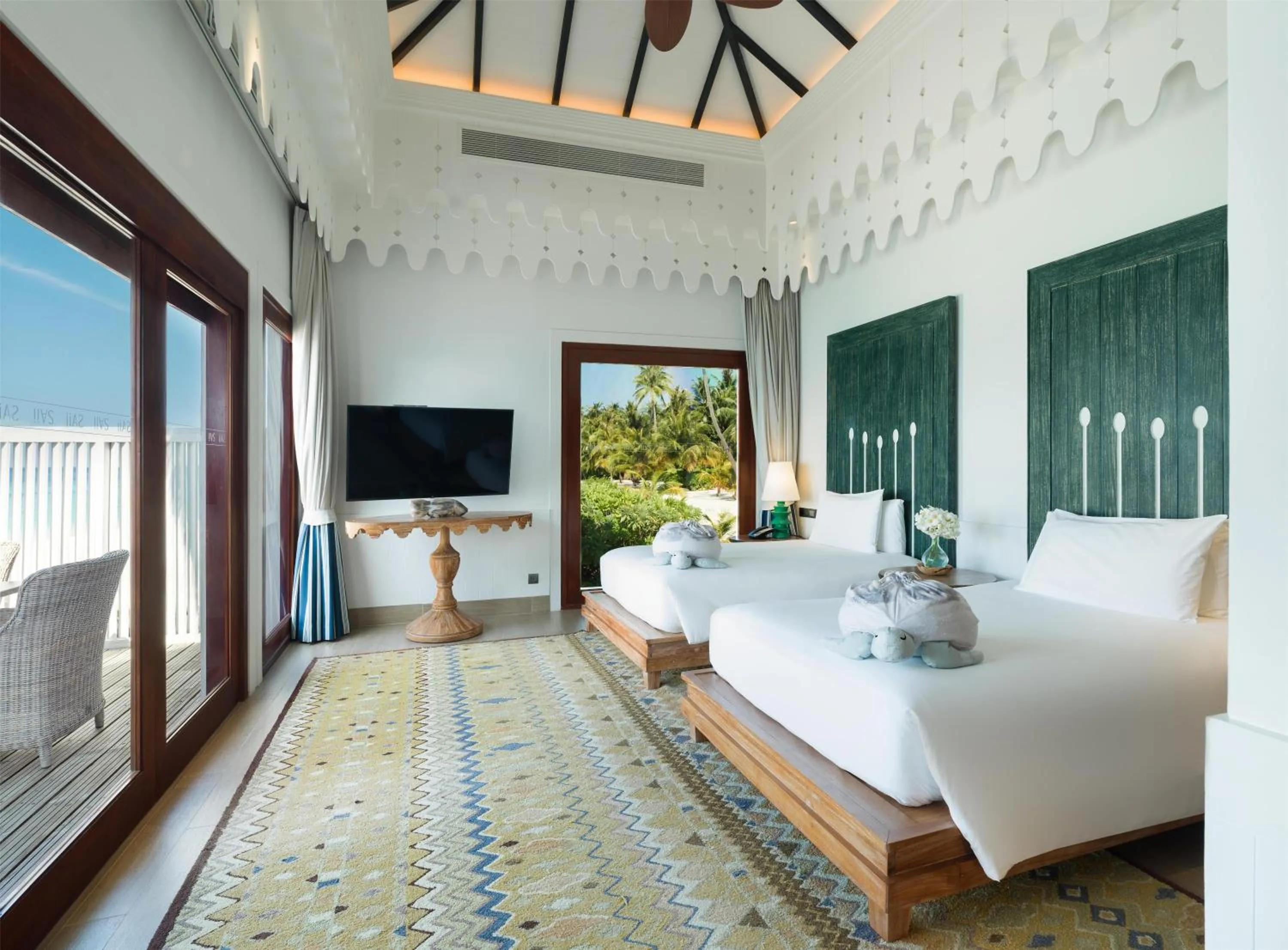 Bed in SAii Lagoon Maldives, Curio Collection By Hilton