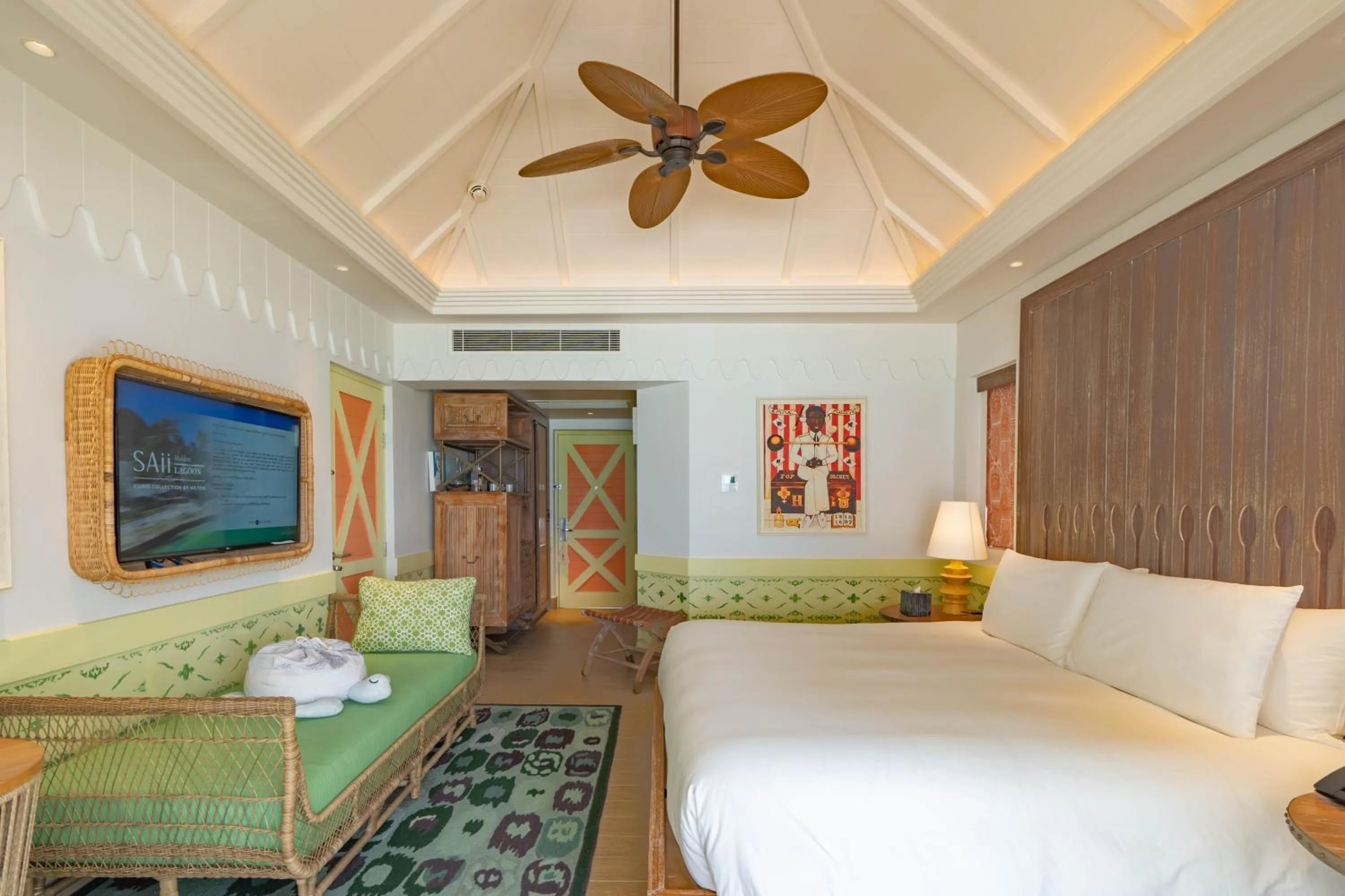 Bed in SAii Lagoon Maldives, Curio Collection By Hilton