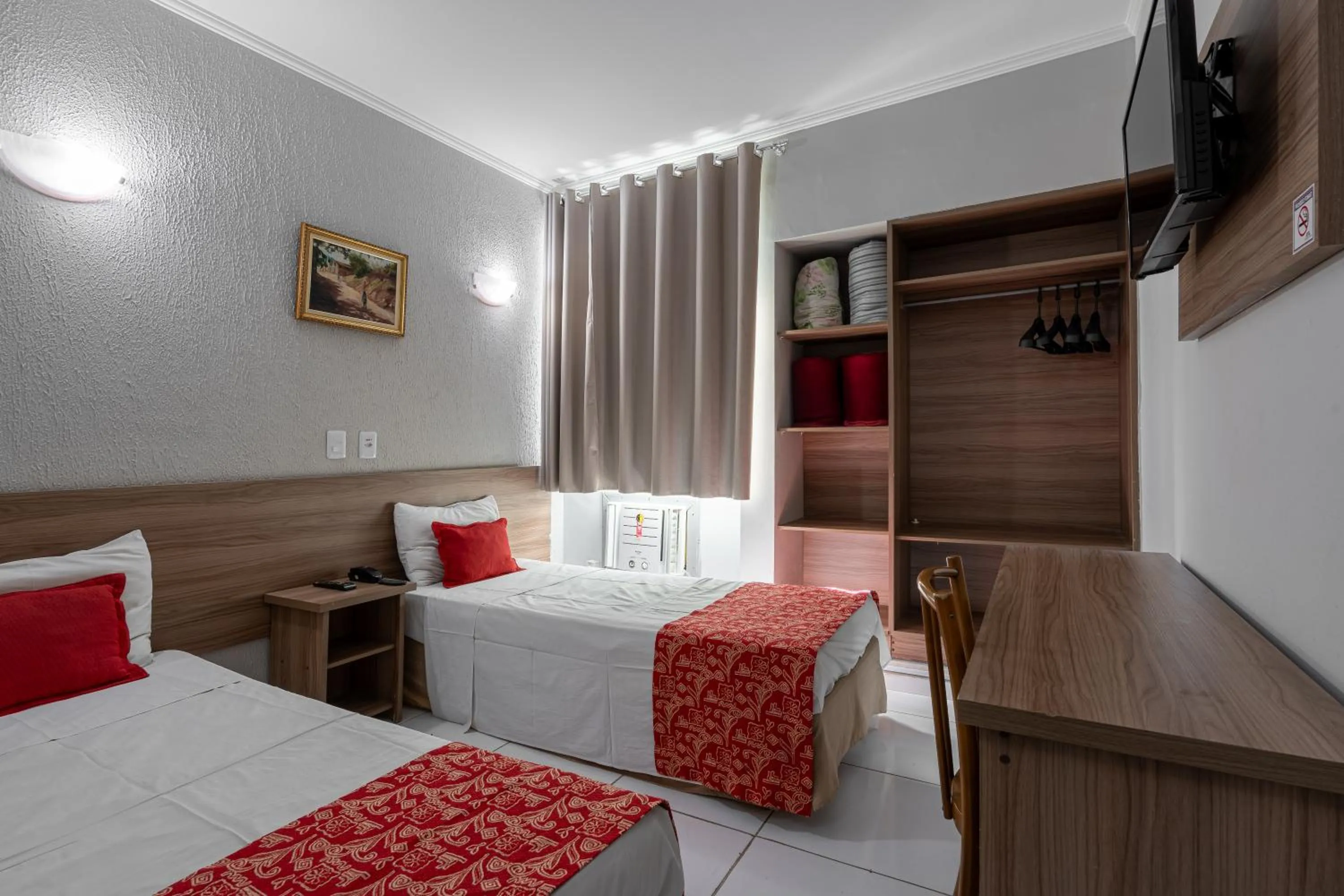 Bedroom, Bed in Plaza Hotel São José dos Campos