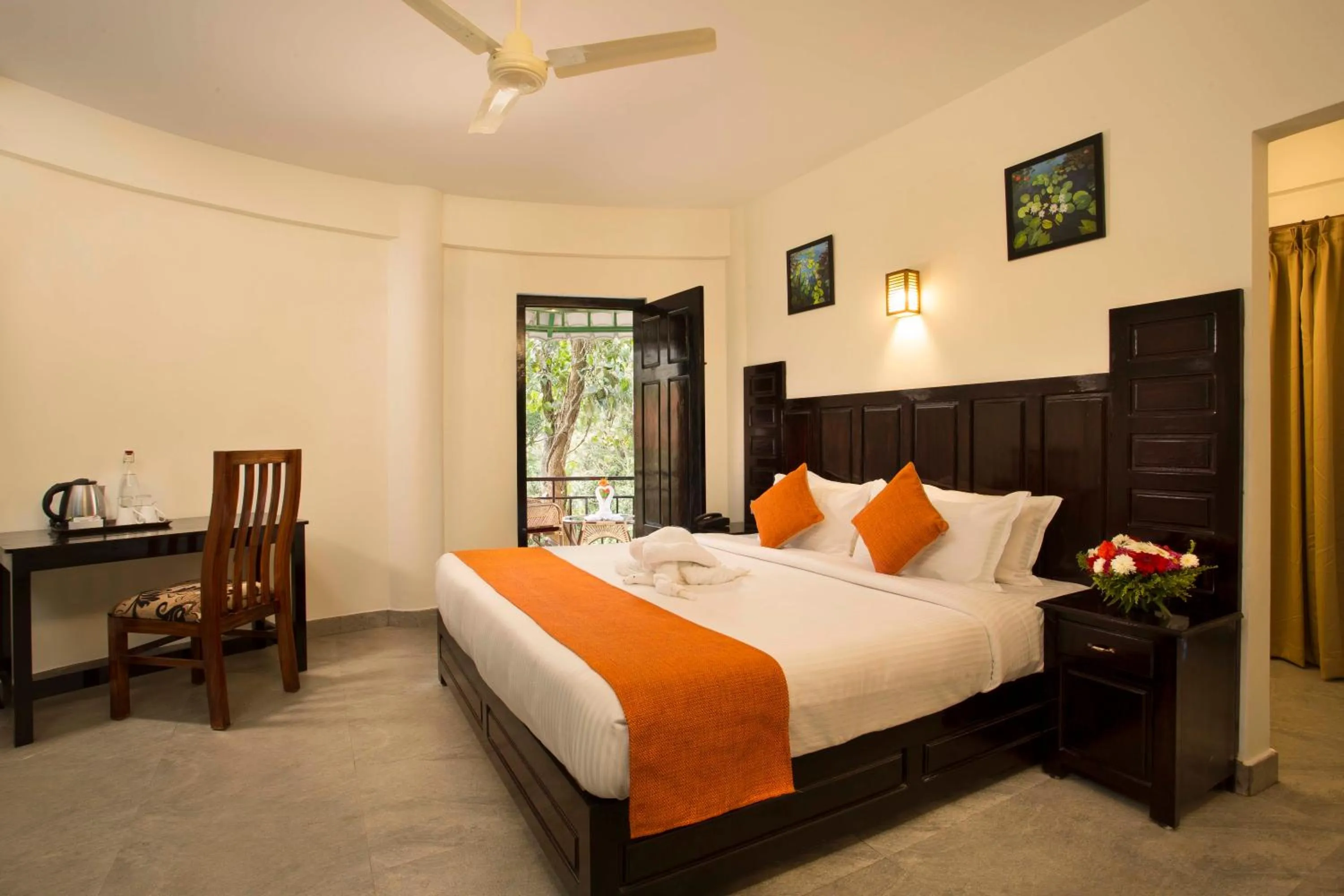 Photo of the whole room, Bed in Spices Lap, Thekkady