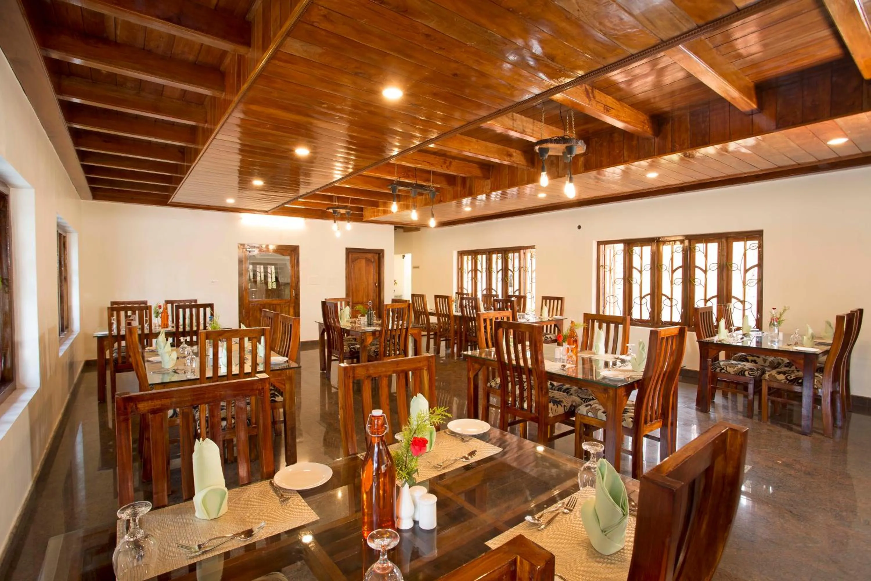 Restaurant/places to eat in Spices Lap, Thekkady