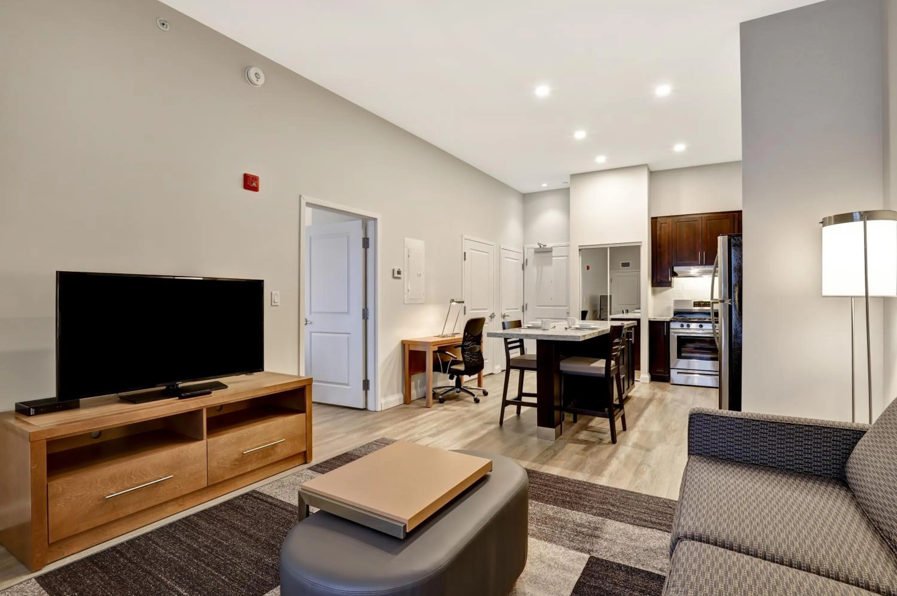 Living room, TV/Entertainment Center in Residences at Kanata Lakes