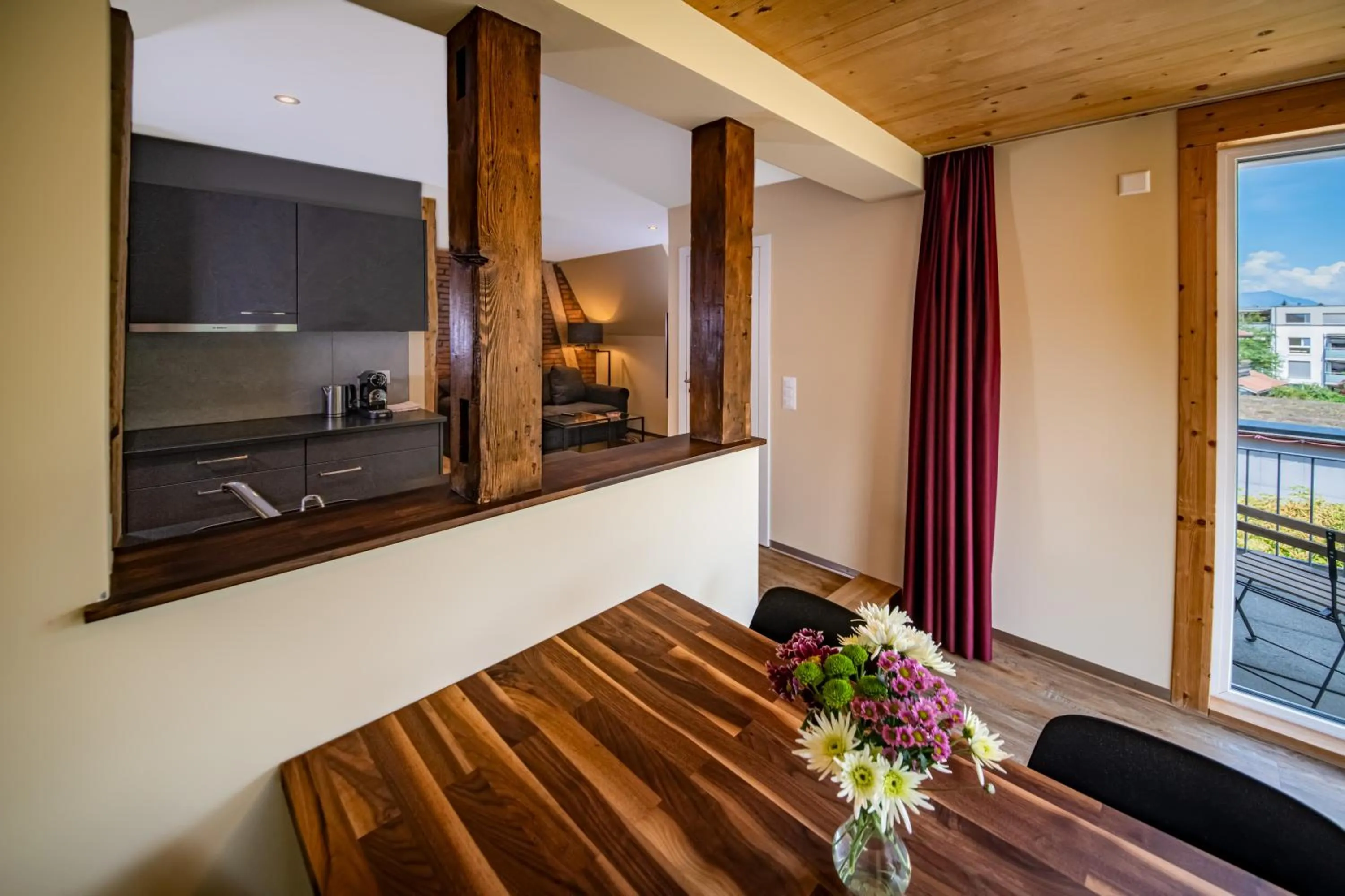 Kitchen or kitchenette in Swiss Inn & Apartments