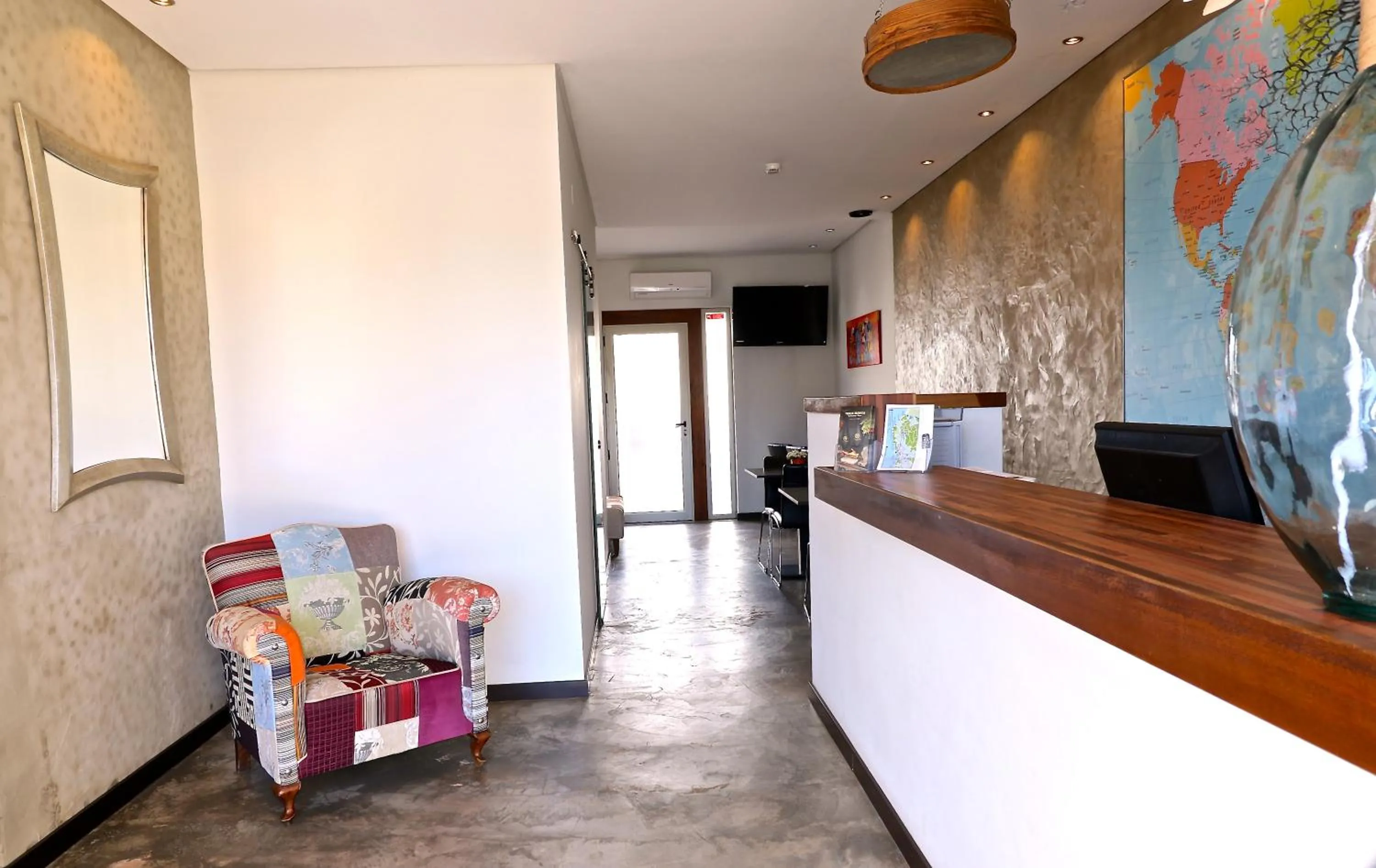 Lobby or reception in Lost & Found - Guesthouse & Suites