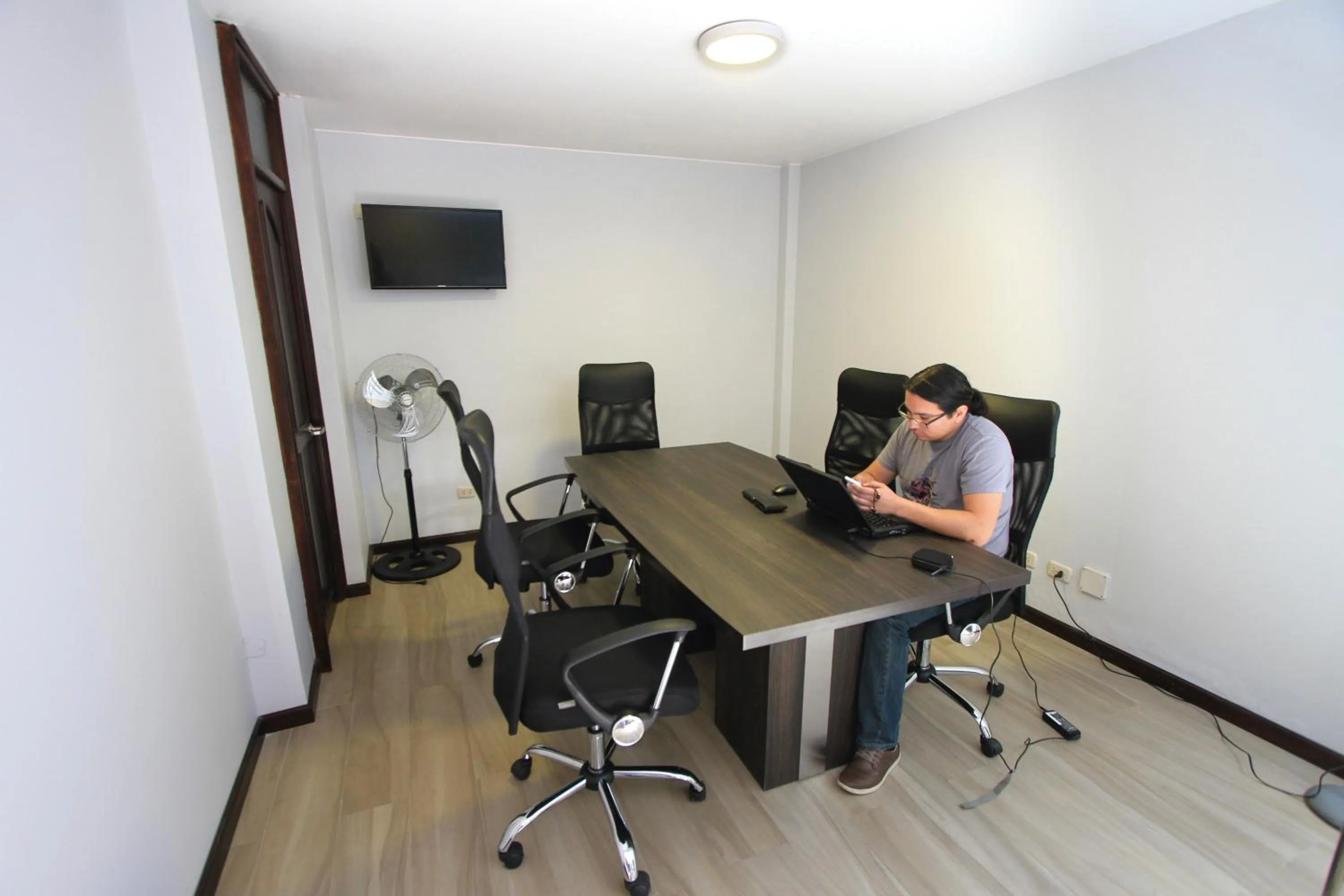 Business facilities in Samana Hotel