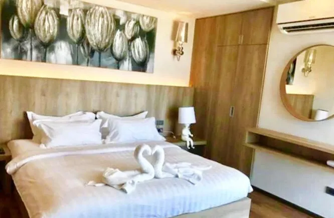 Bed in The 28th Hotel