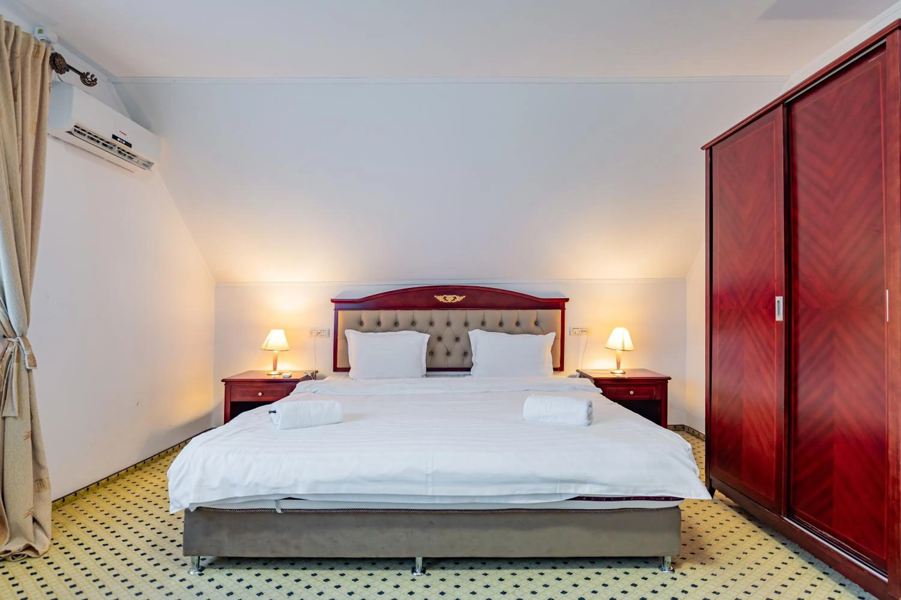 Photo of the whole room, Bed in Q Resort and Spa