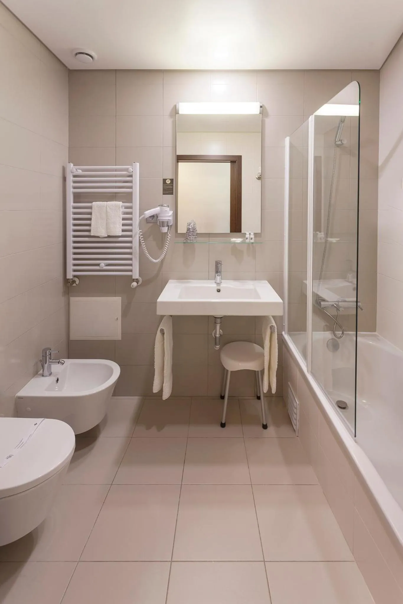 Shower in Hotel Miramar - São Pedro de Moel