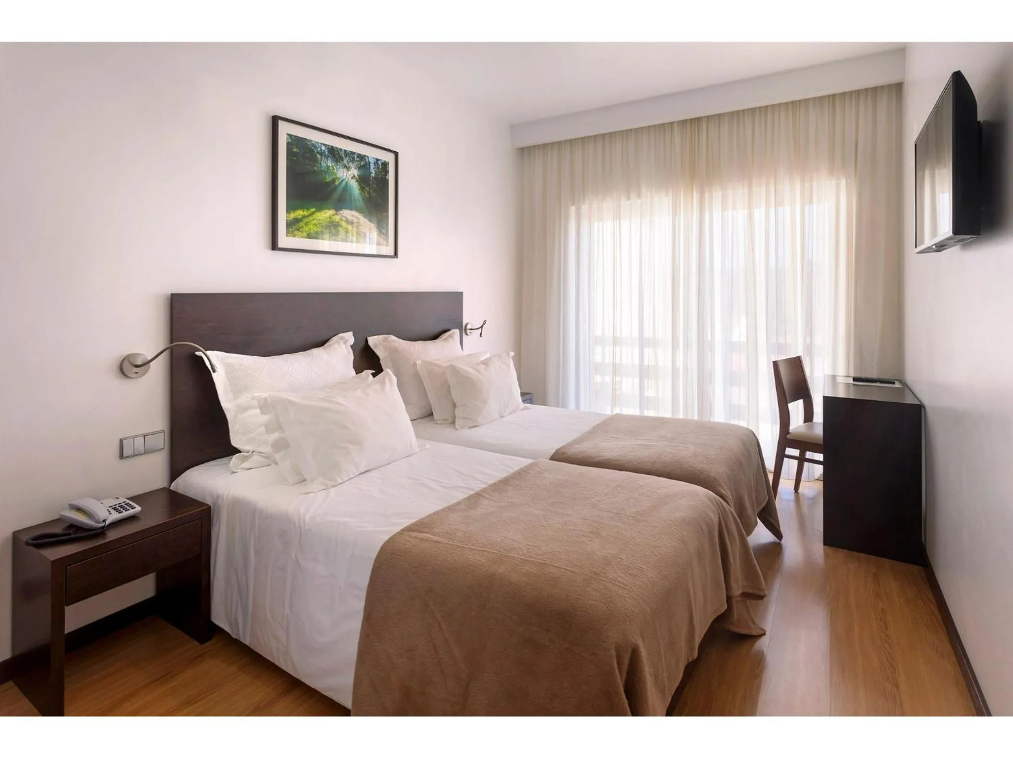Bedroom, Bed in Hotel Miramar - São Pedro de Moel