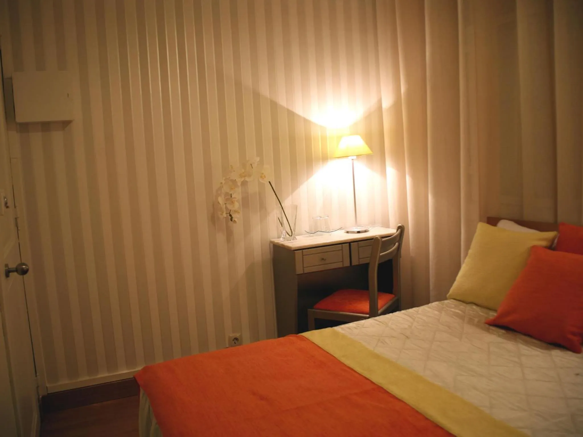 Bedroom, Bed in Estrela dos Anjos Guesthouse