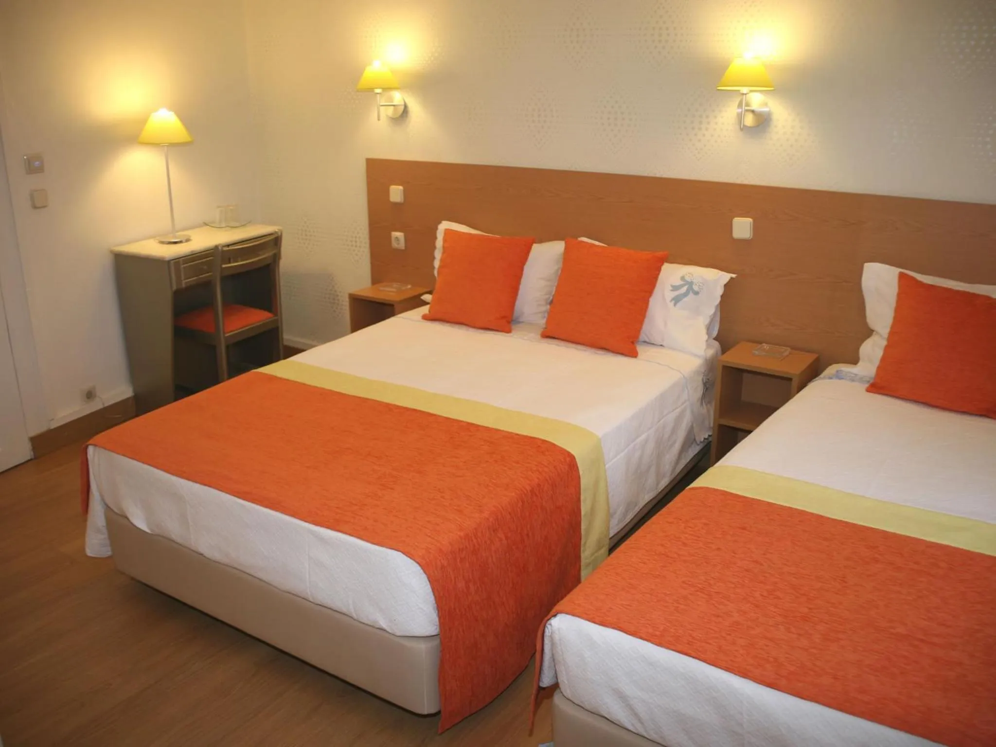 Bedroom, Bed in Estrela dos Anjos Guesthouse