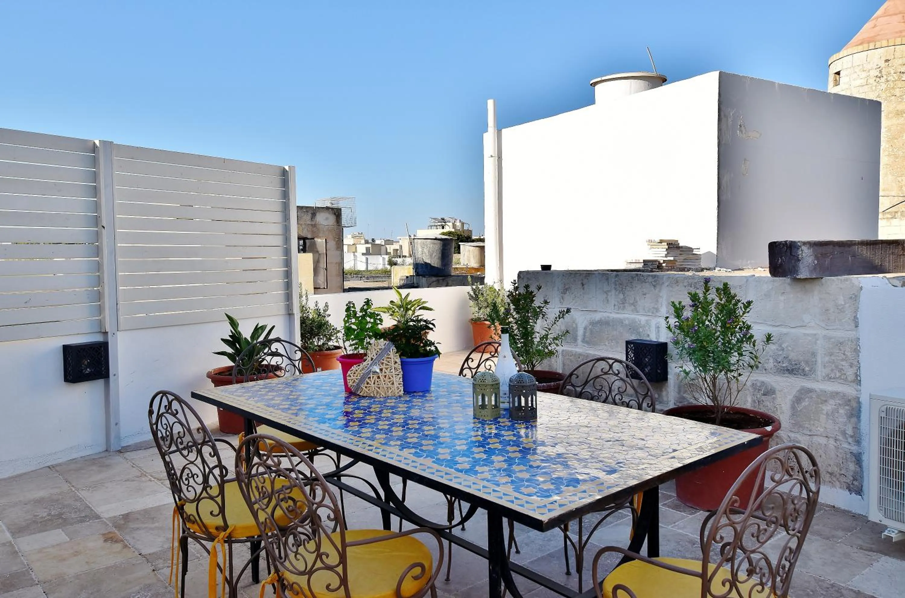 Day in Chapel 5 Boutique Suites B&B