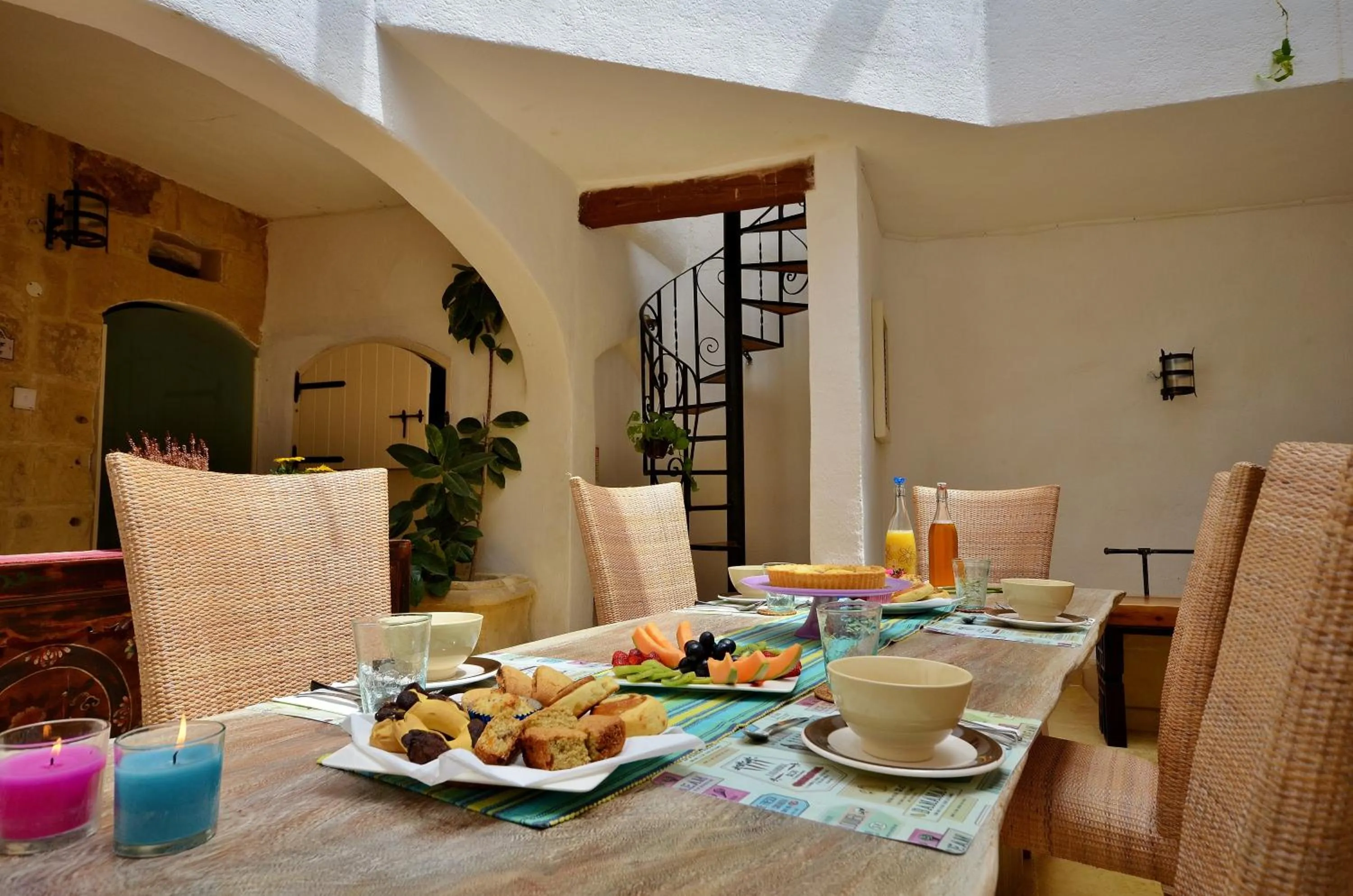 Food in Chapel 5 Boutique Suites B&B