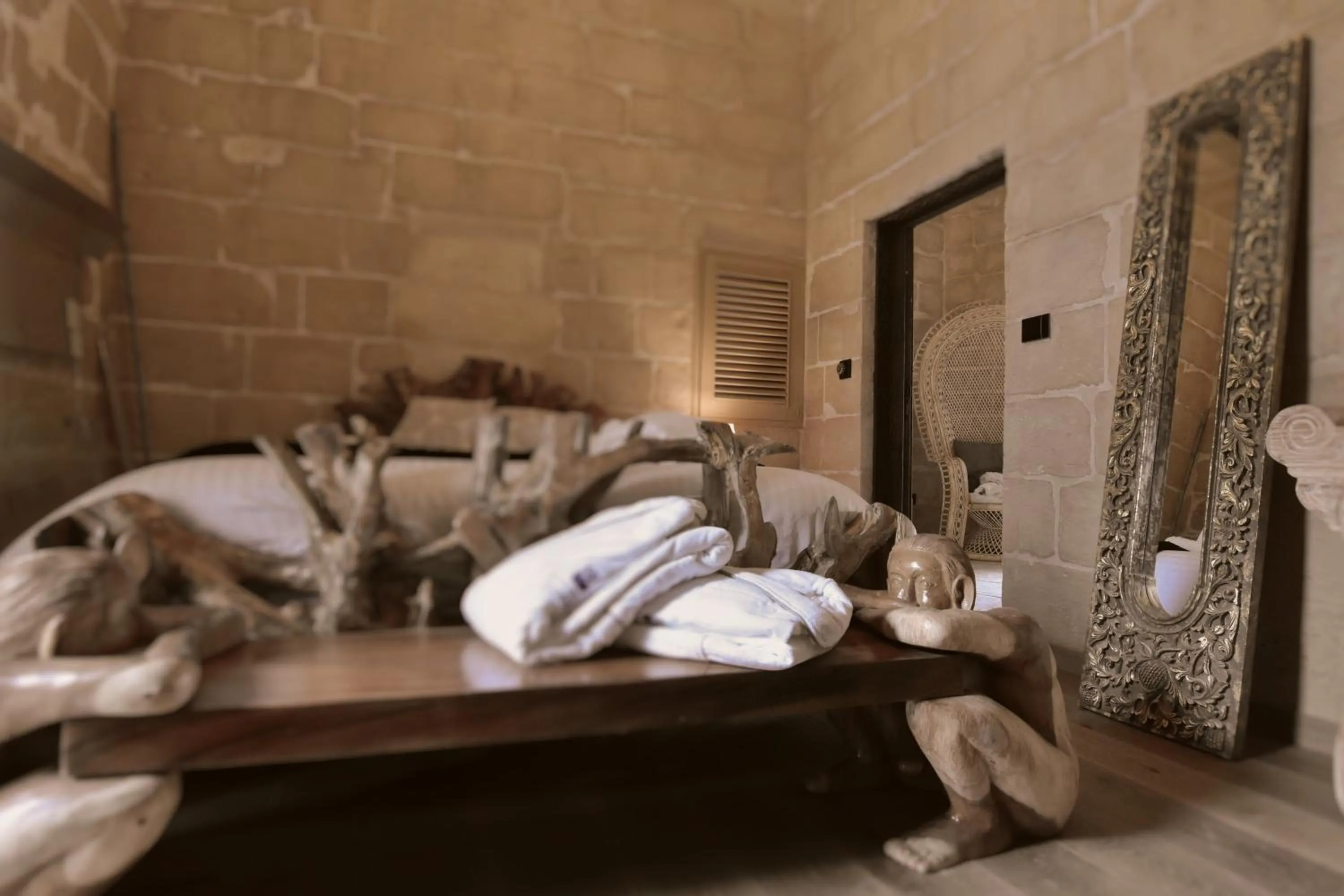 Bed in Chapel 5 Boutique Suites B&B