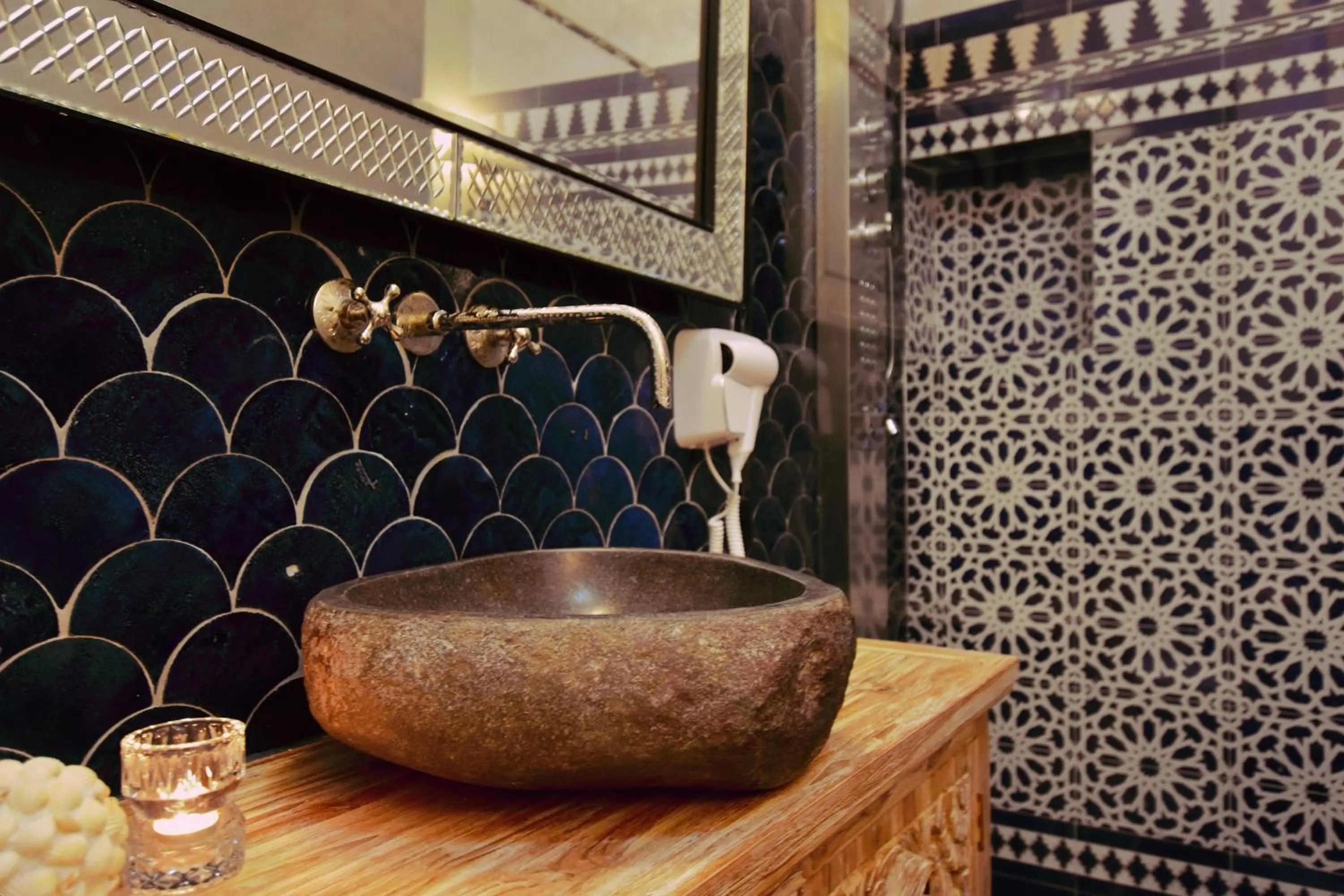 Chapel 5 Boutique Suites B&B